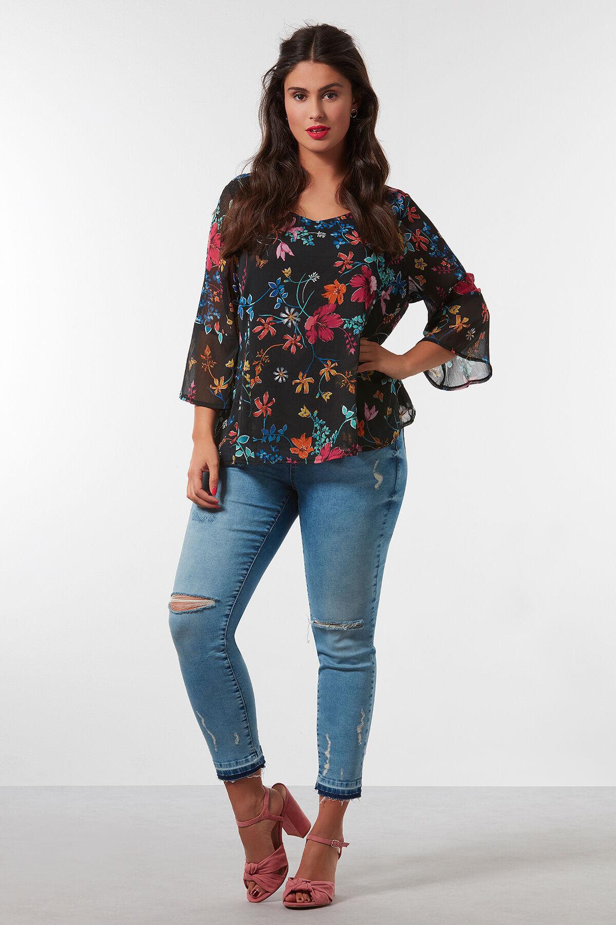 Jeans slim d&eacute;lav&eacute; image number 5