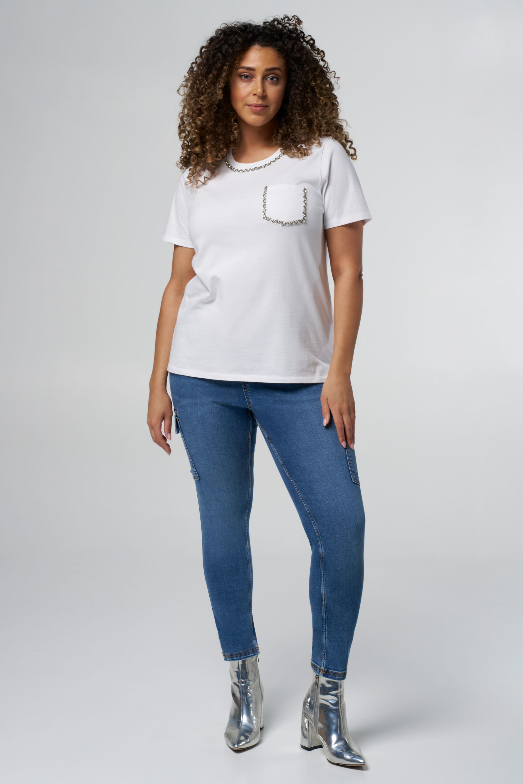 T-shirt avec perles image number 5