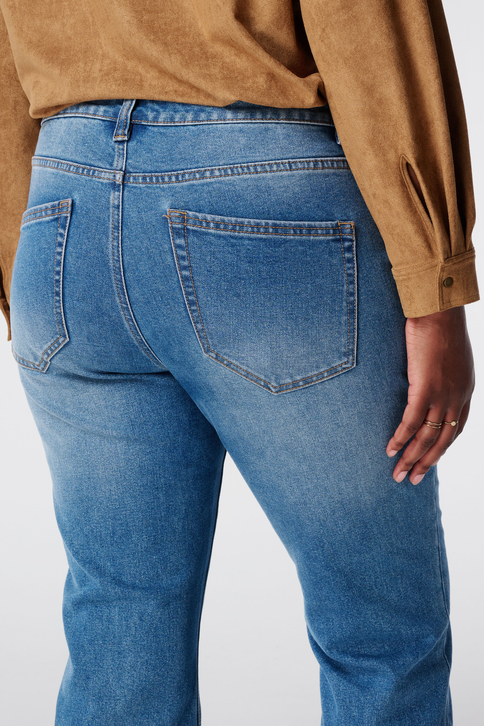 Recht jeans met omslag image number 4