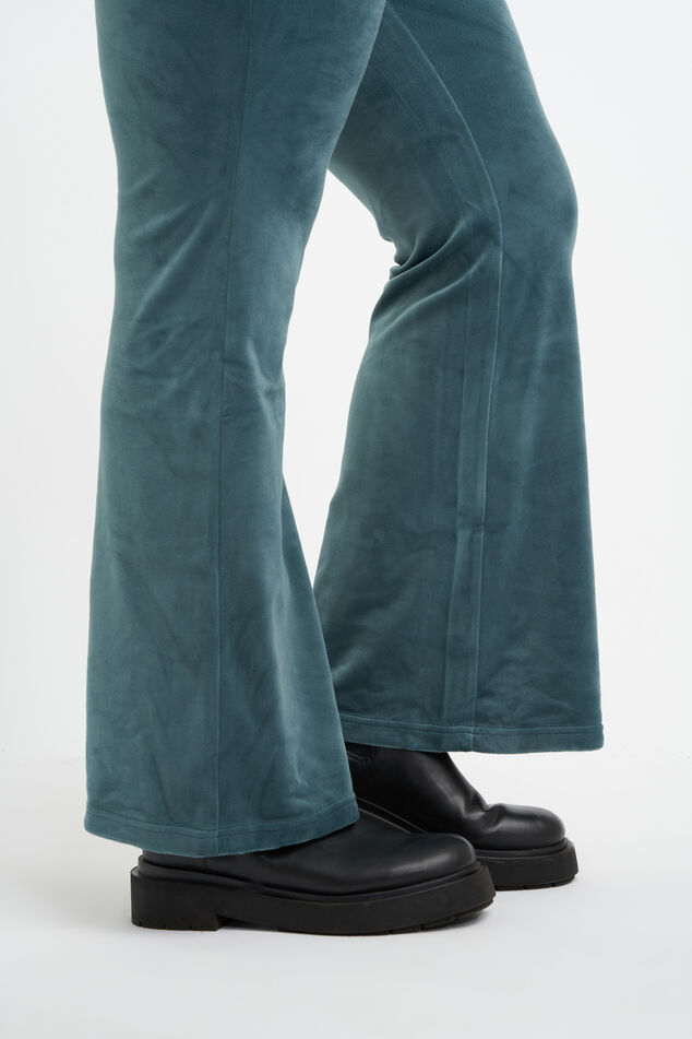 Velvet flared legging image number 5