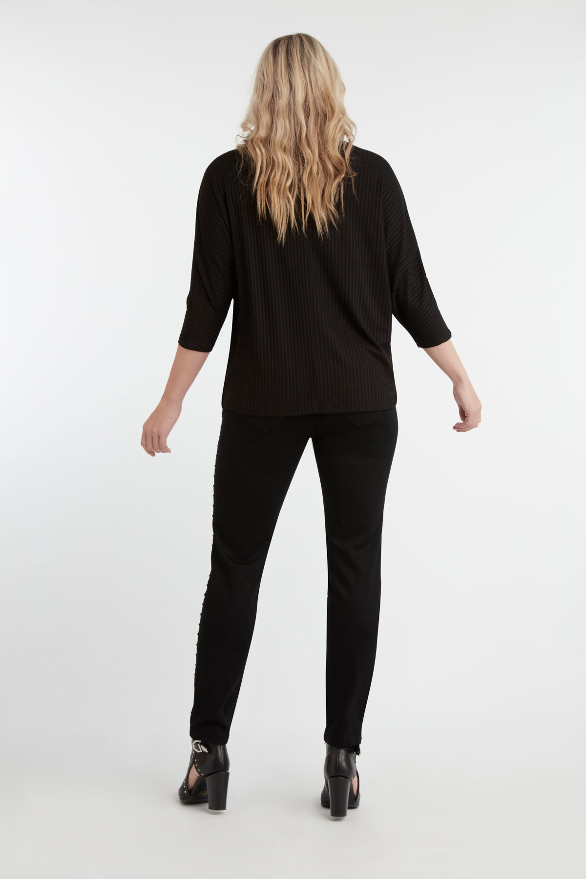 Broek met stone studs image number 4