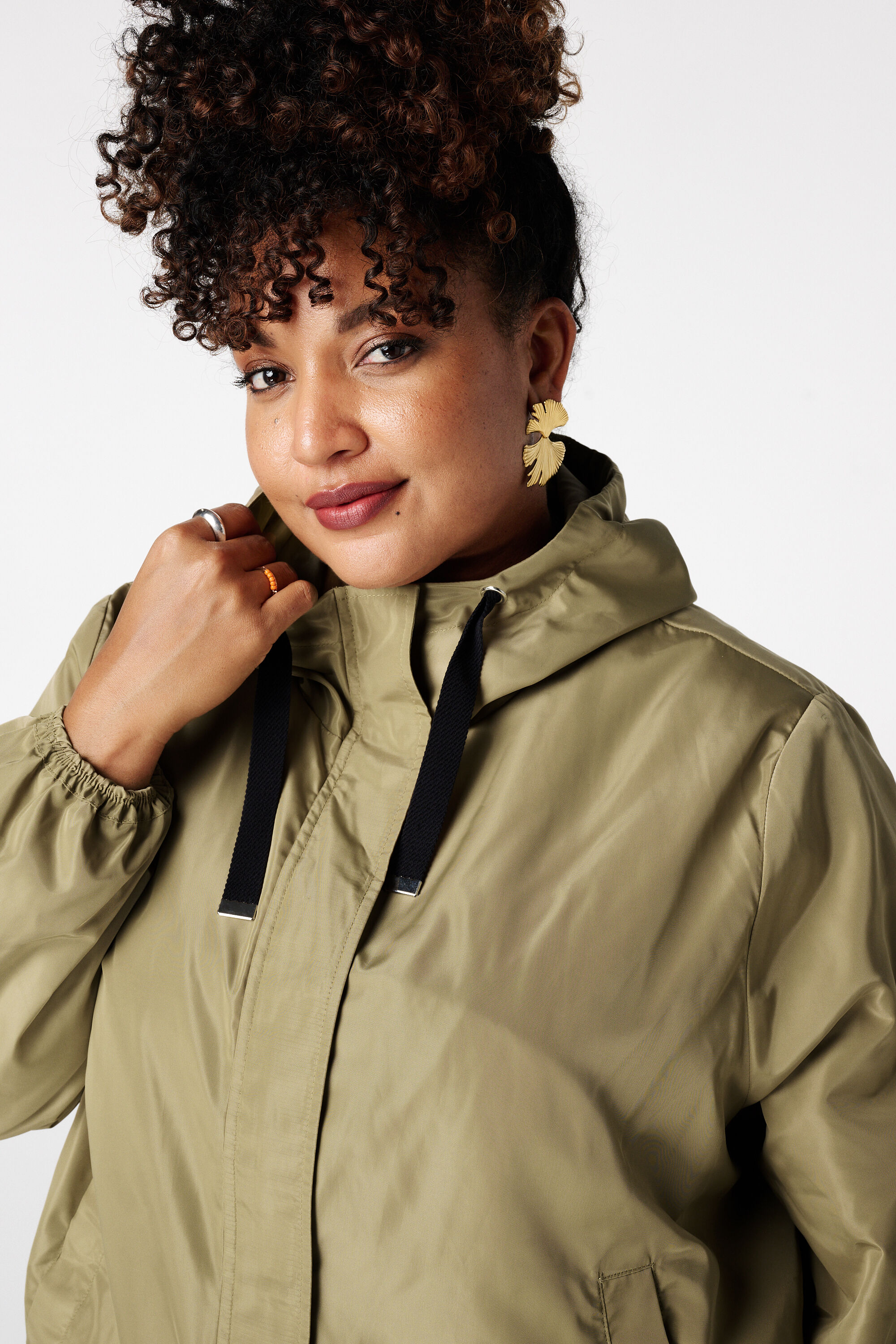 Veste &agrave; capuche image number 4