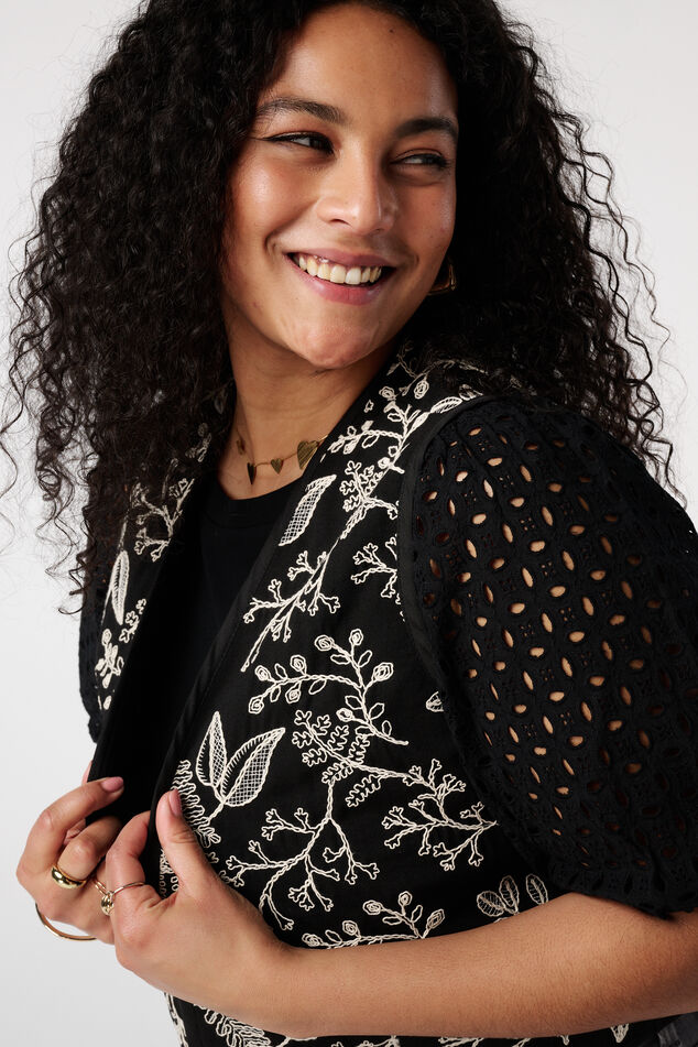 Gilet met broduursel image number 4