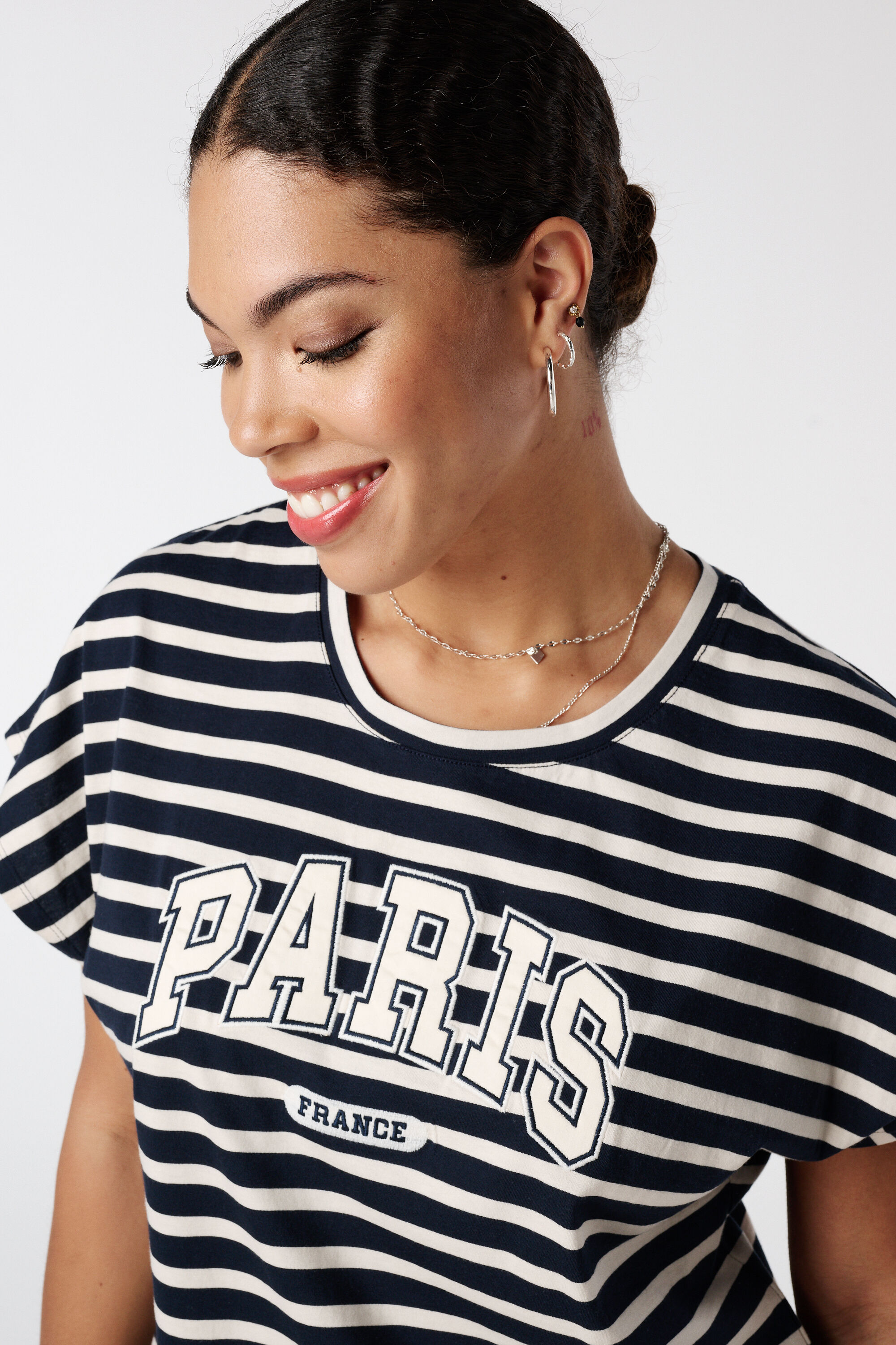 Gestreept t-shirt met opdruk image number 4