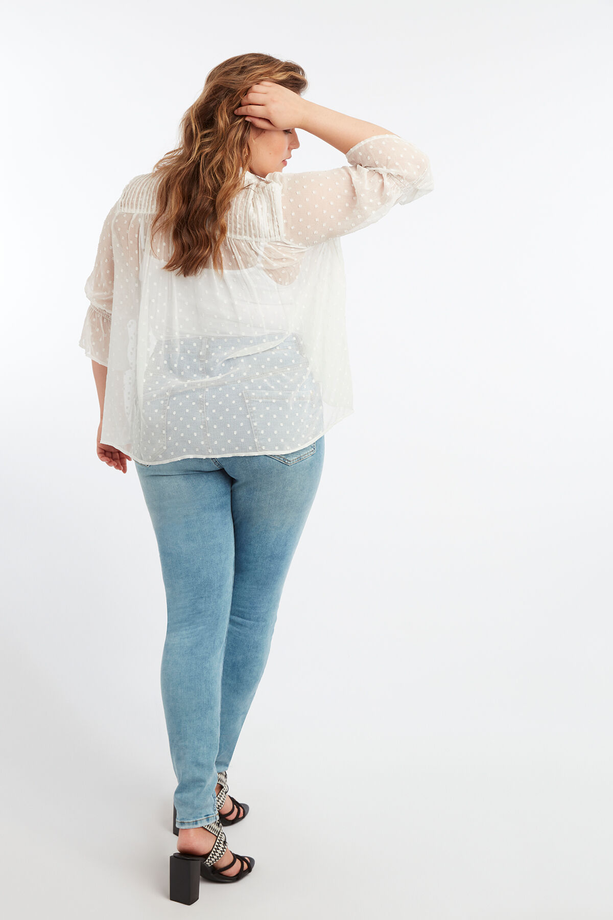 Blouse met swiss dot image number 5