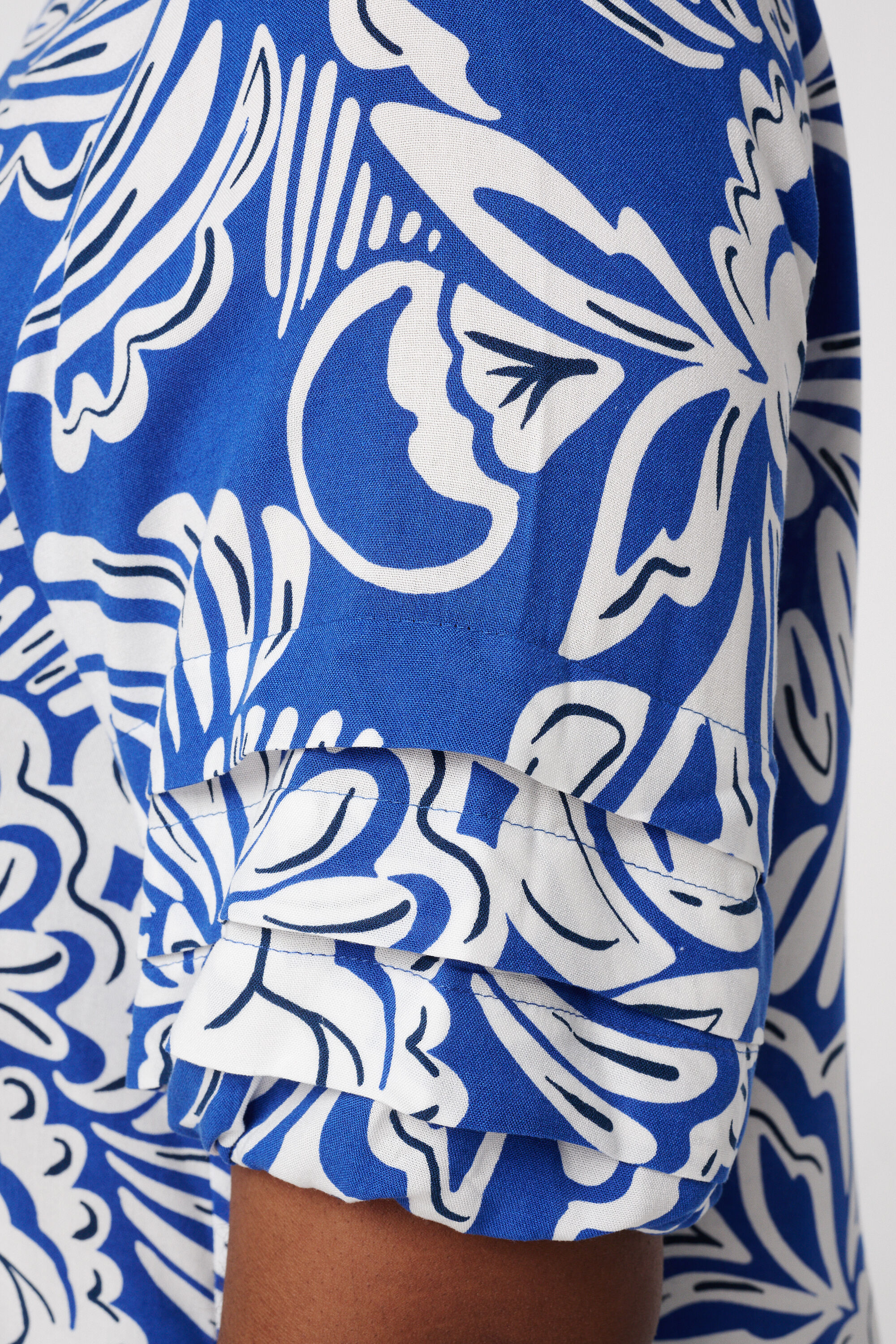 Blouse met print en speelse mouwen image number 6