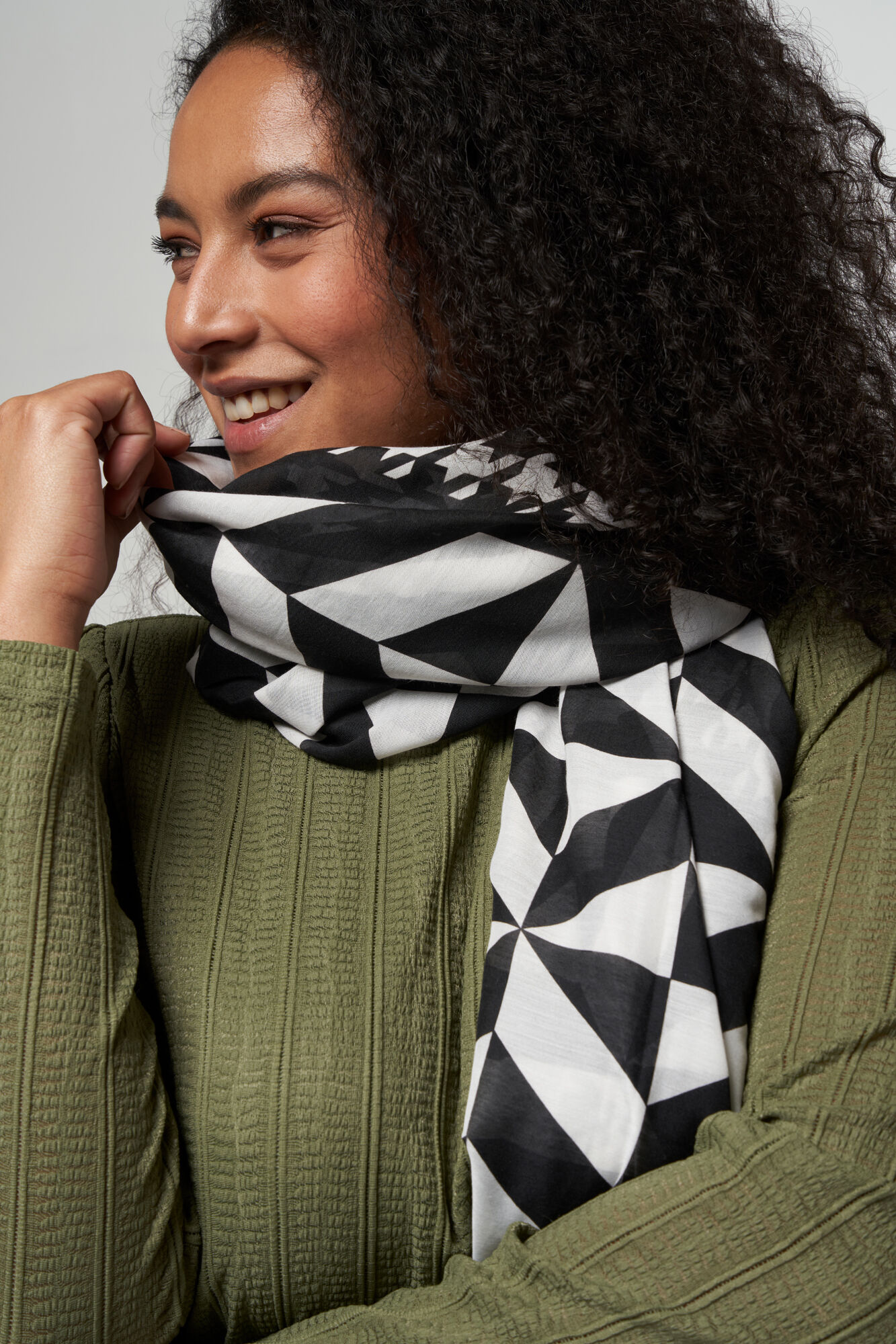 Sjaal met jacquard print image number 2