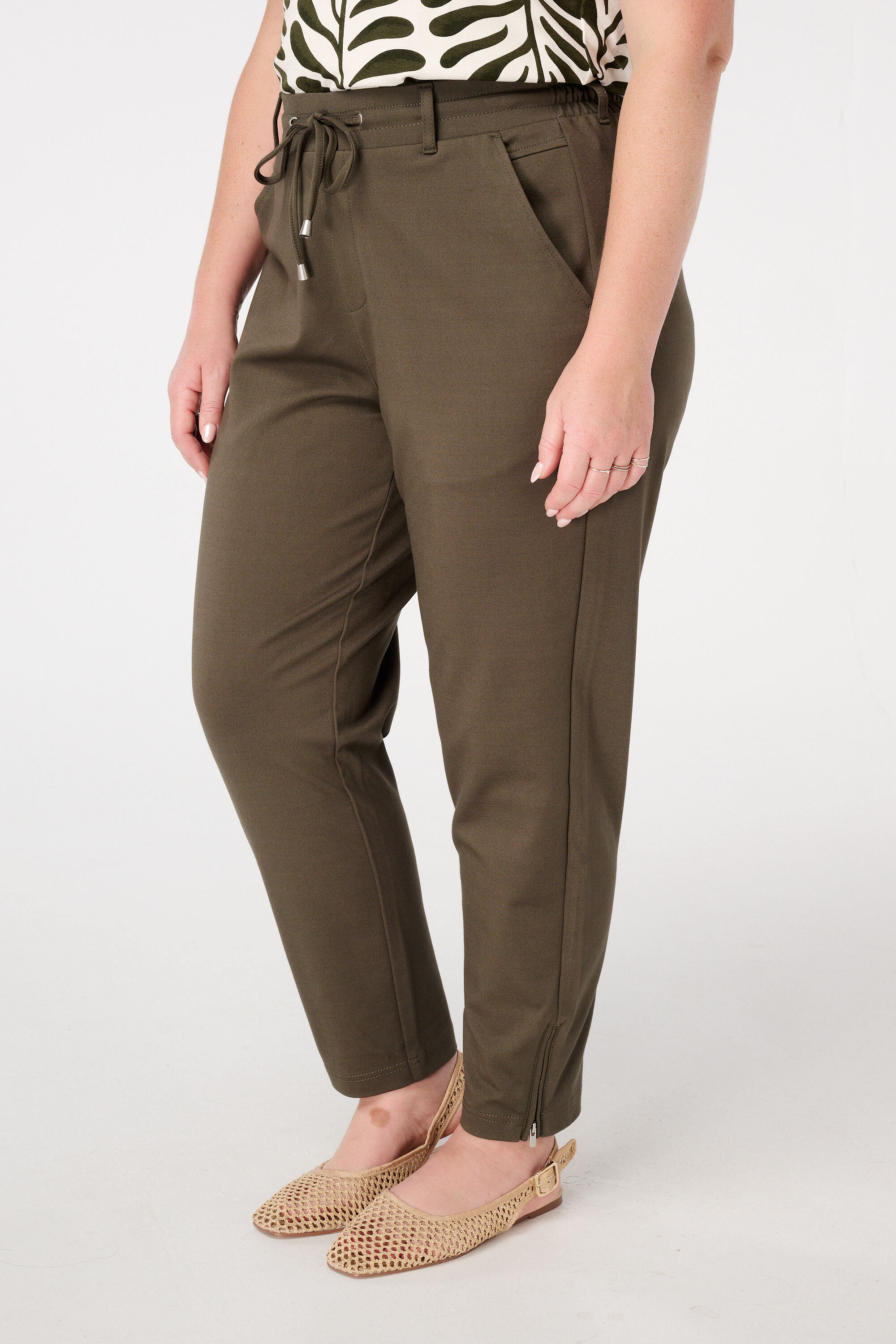 Pantalon slim image number 5