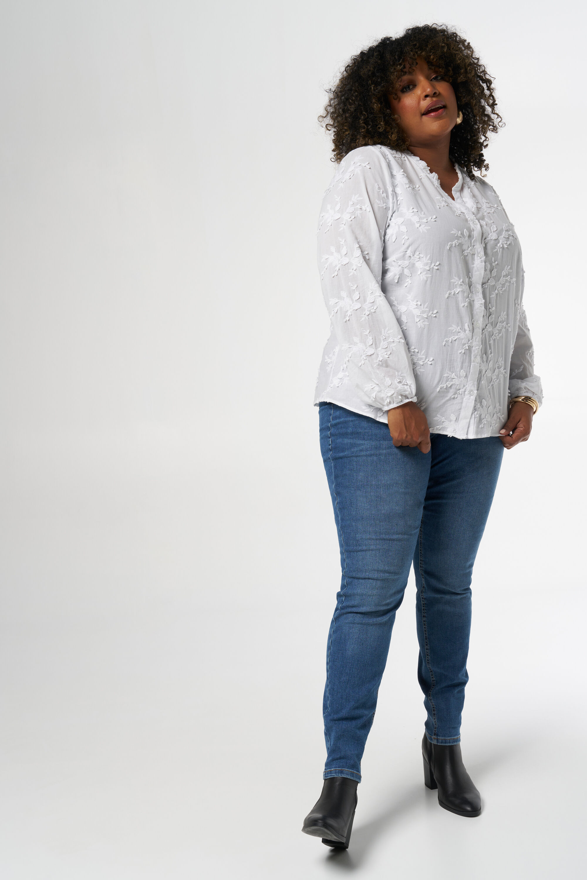 Blouse met borduursel image number 5