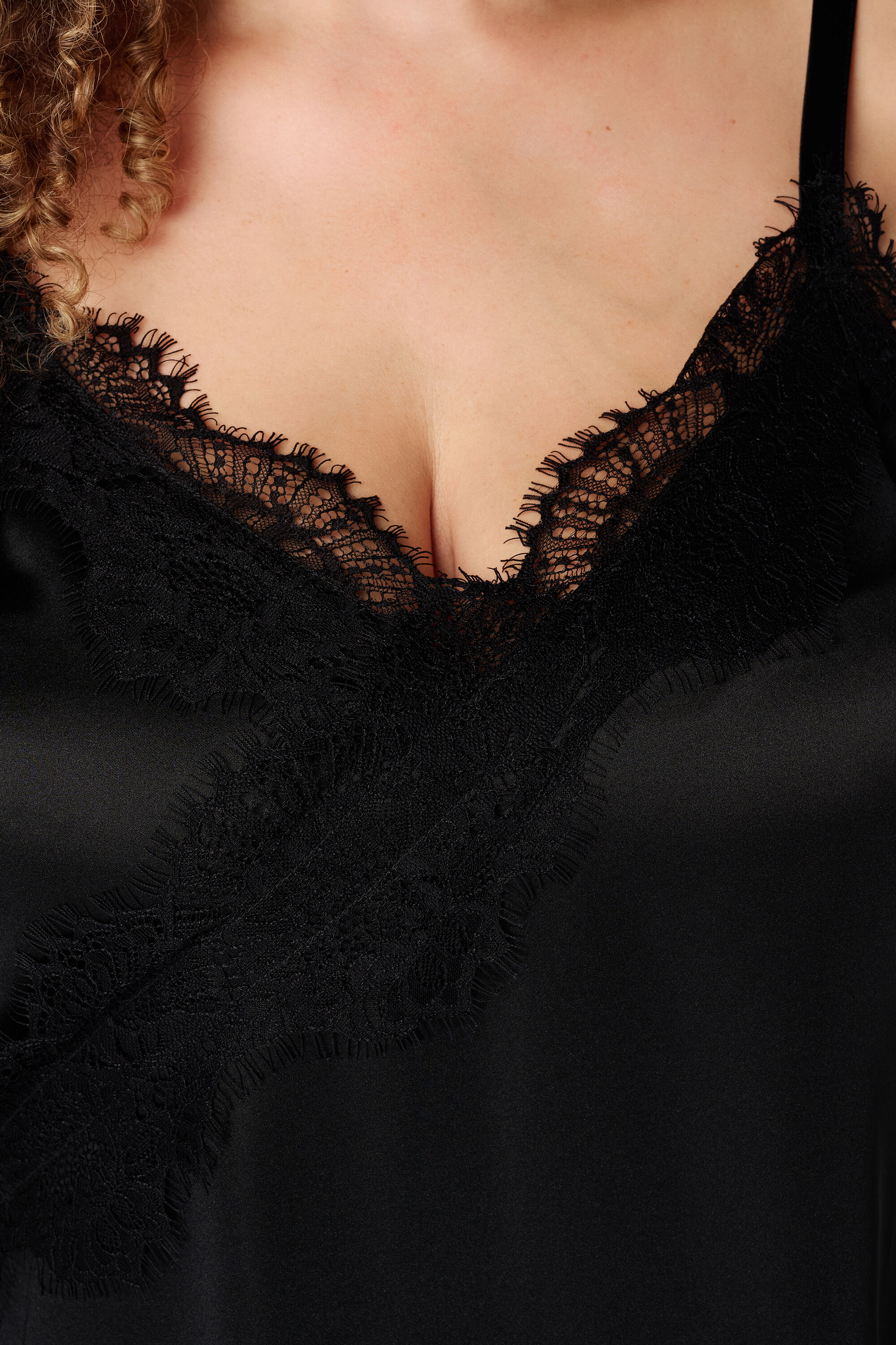 A-symmetrische blouse met kant image number 6
