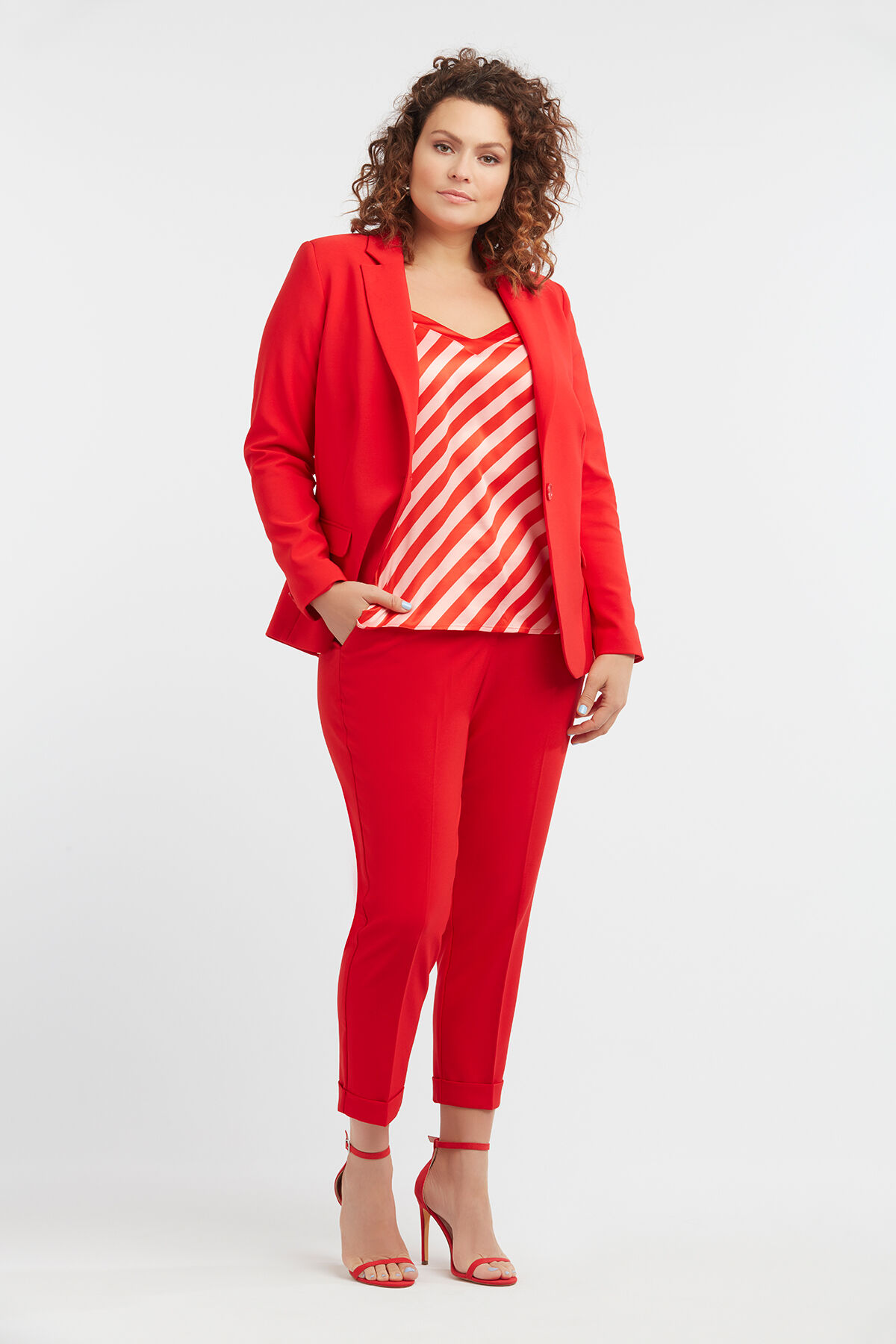 Blazer image number 7