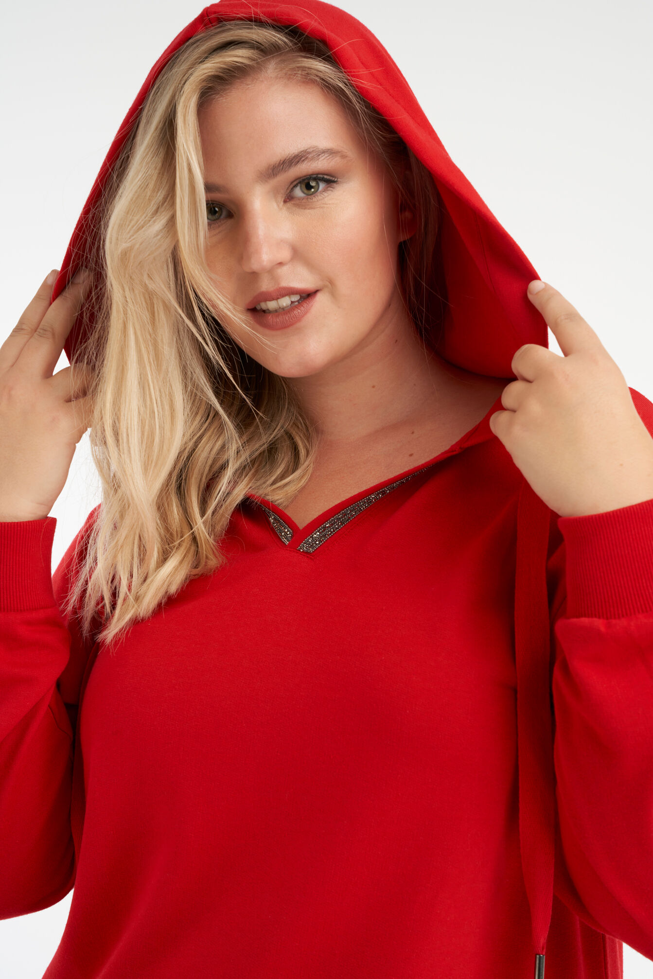 Robe pull image number 4