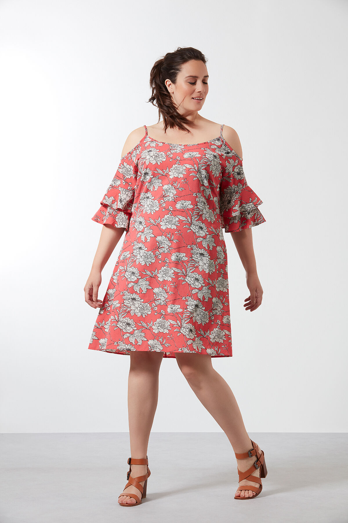 Dames Cold shoulder jurk met all over print MS Mode