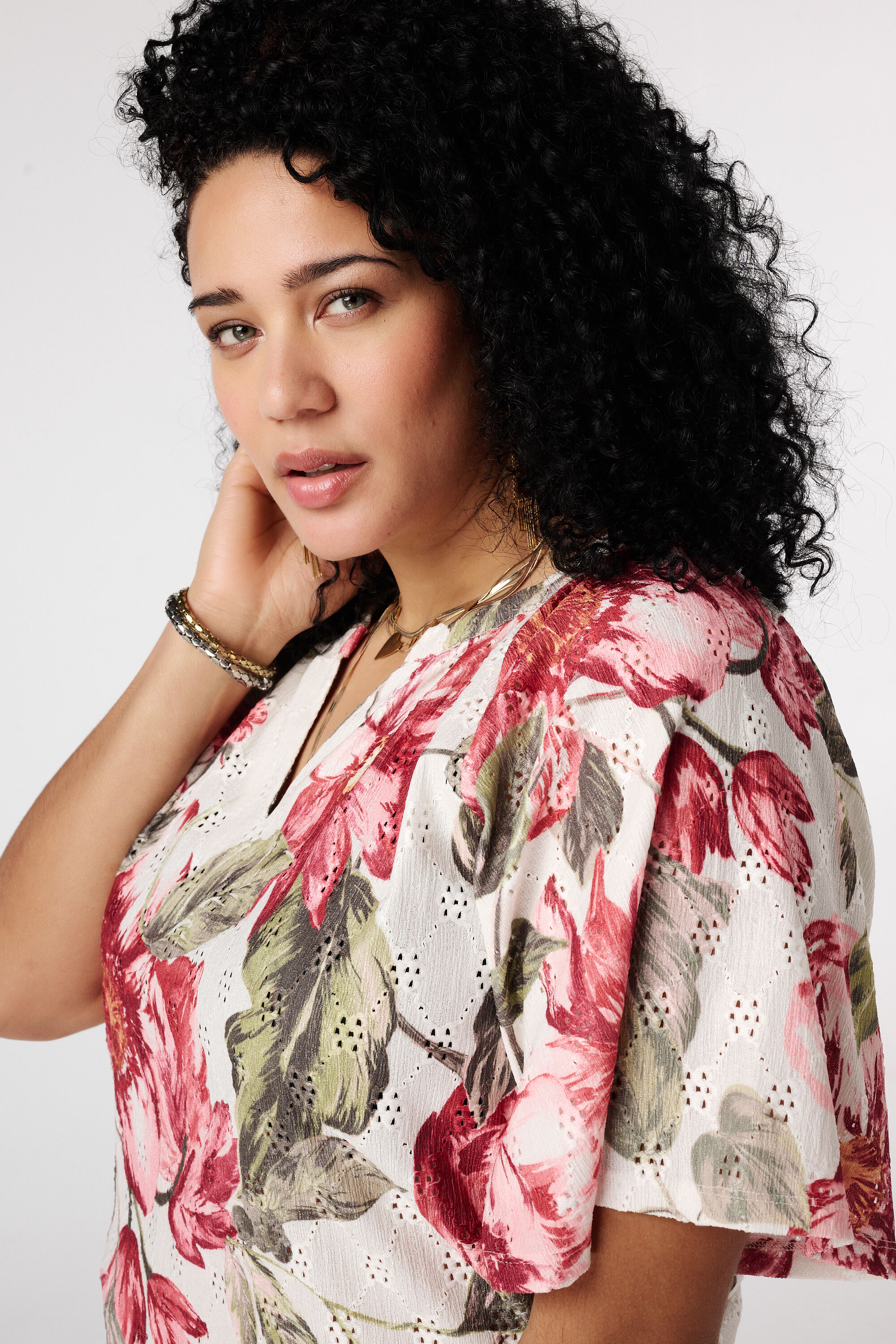 Top en dentelle avec imprim&eacute; image number 4