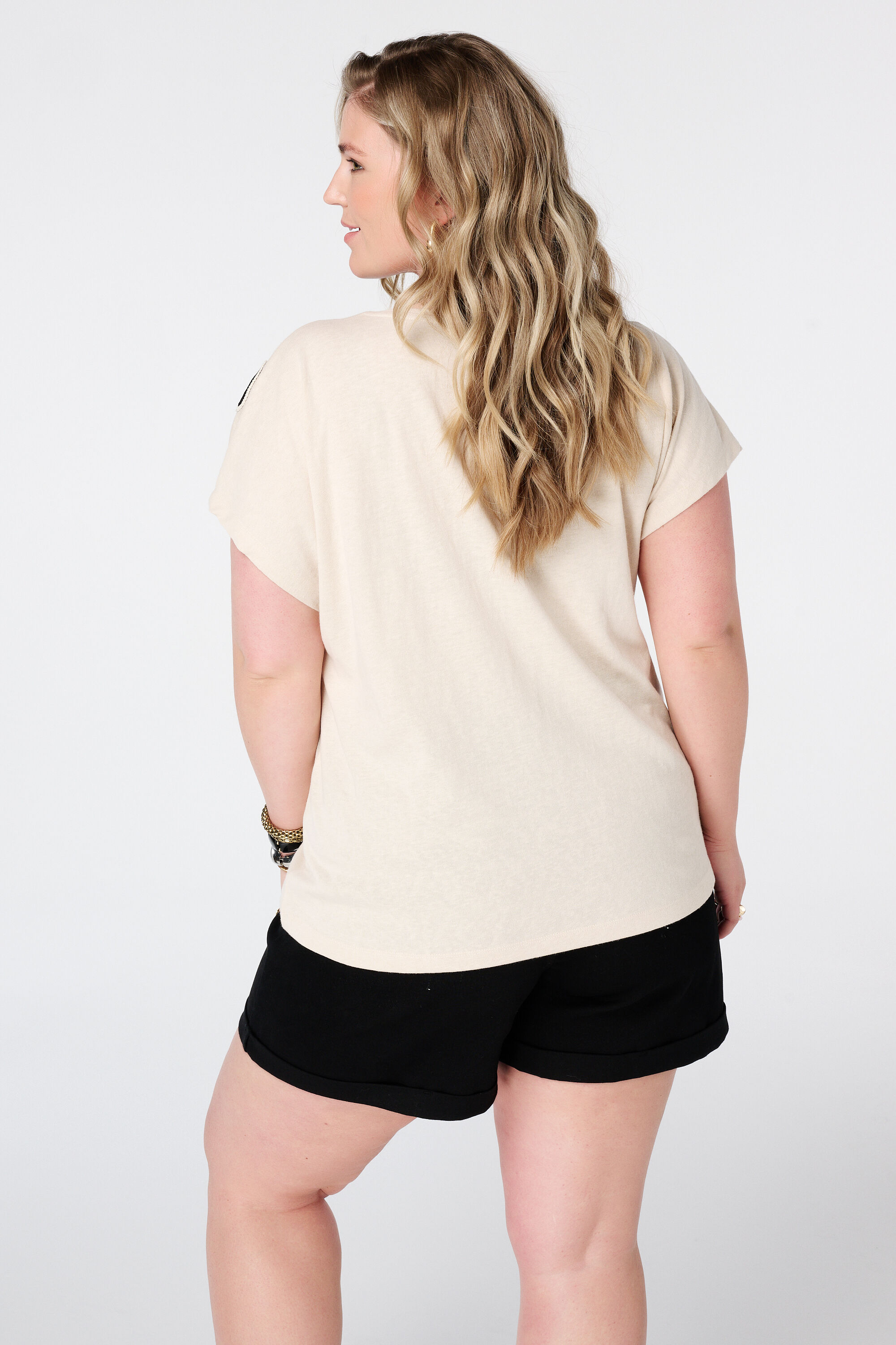Top avec broderie image number 3