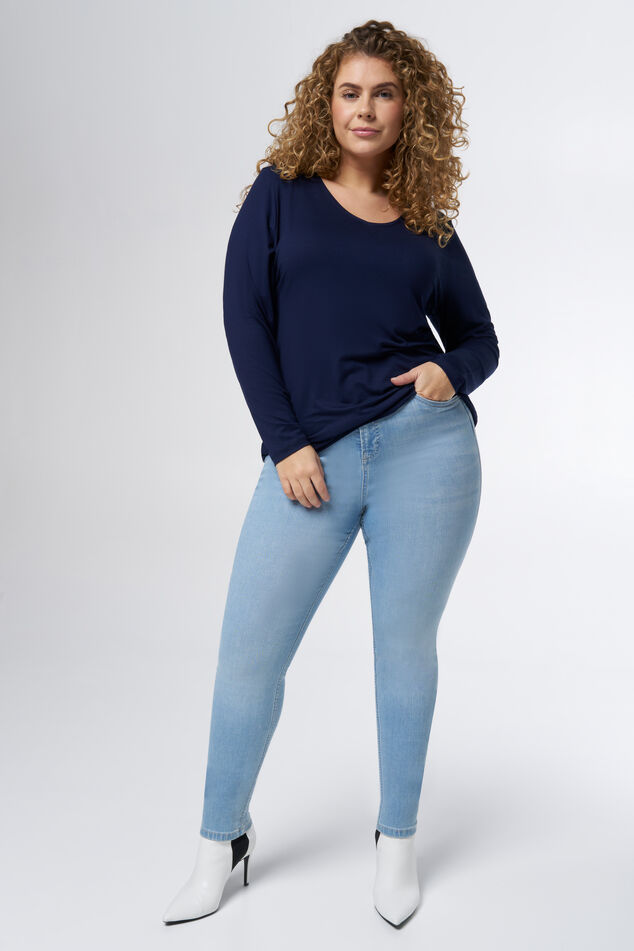 Haut à manches longues et col en V image number 5