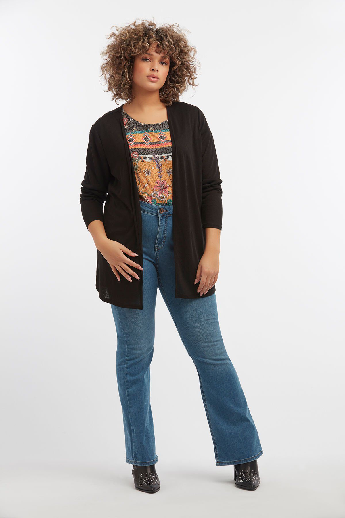 Fin cardigan ouvert image number 4