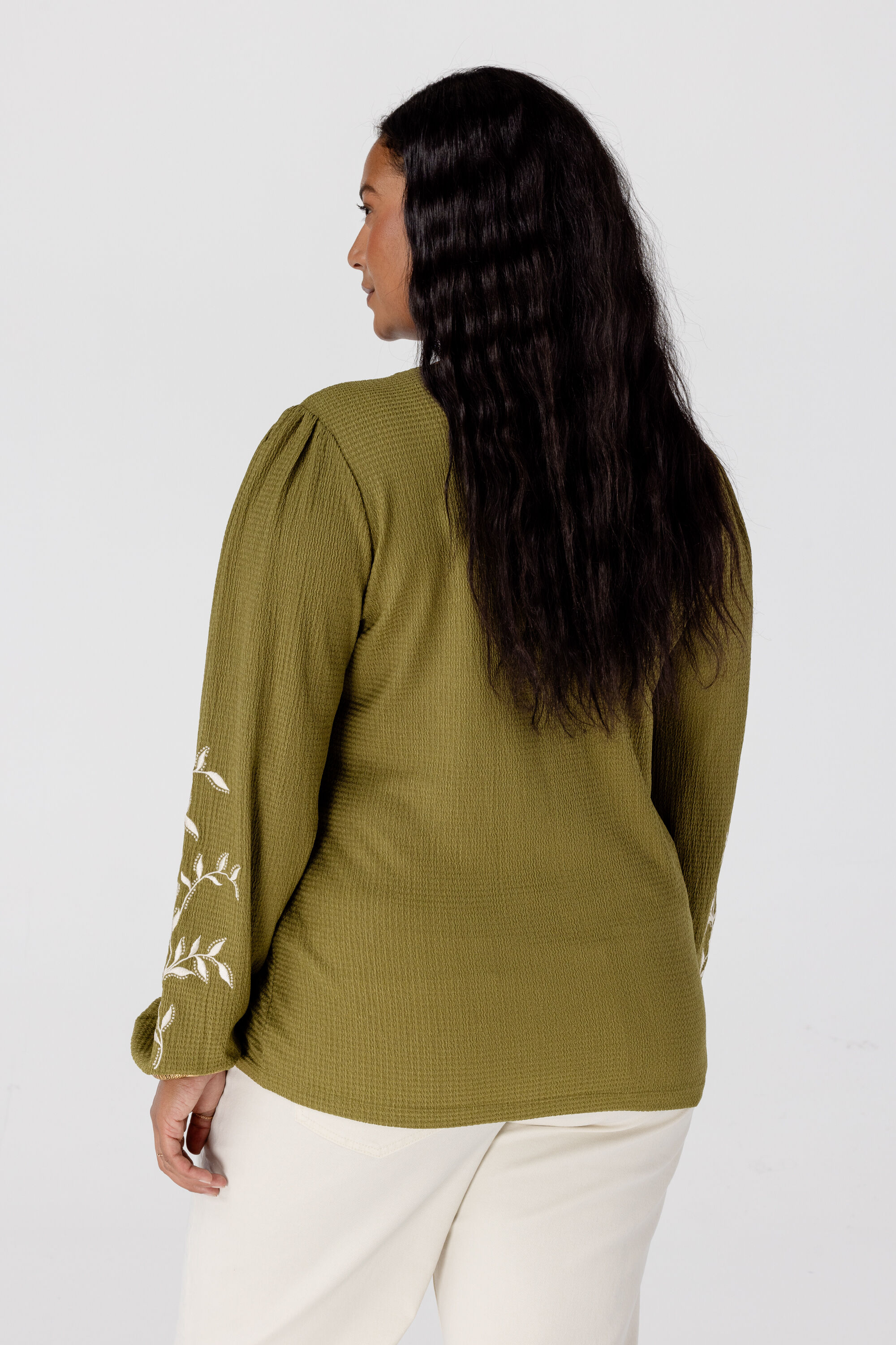 Haut avec broderie image number 3