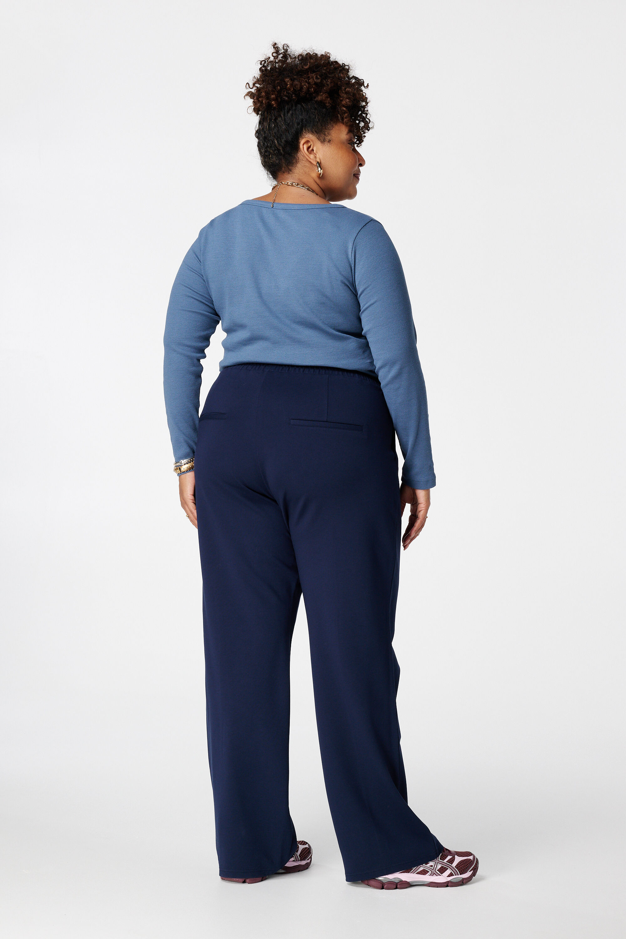 Pantalon large avec coutures d&eacute;coratives image number 3