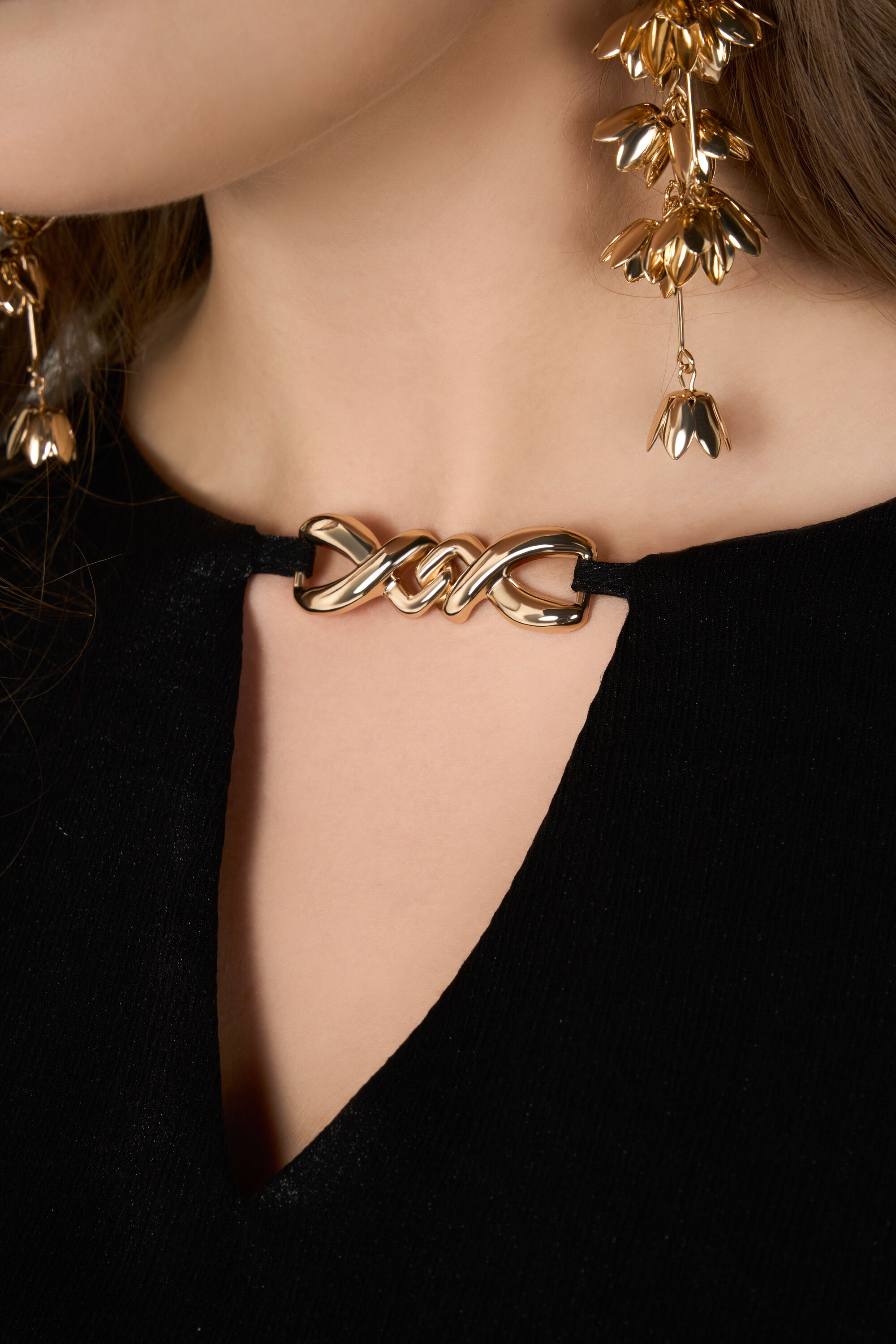 Midi jurk met gouden detail image number 4