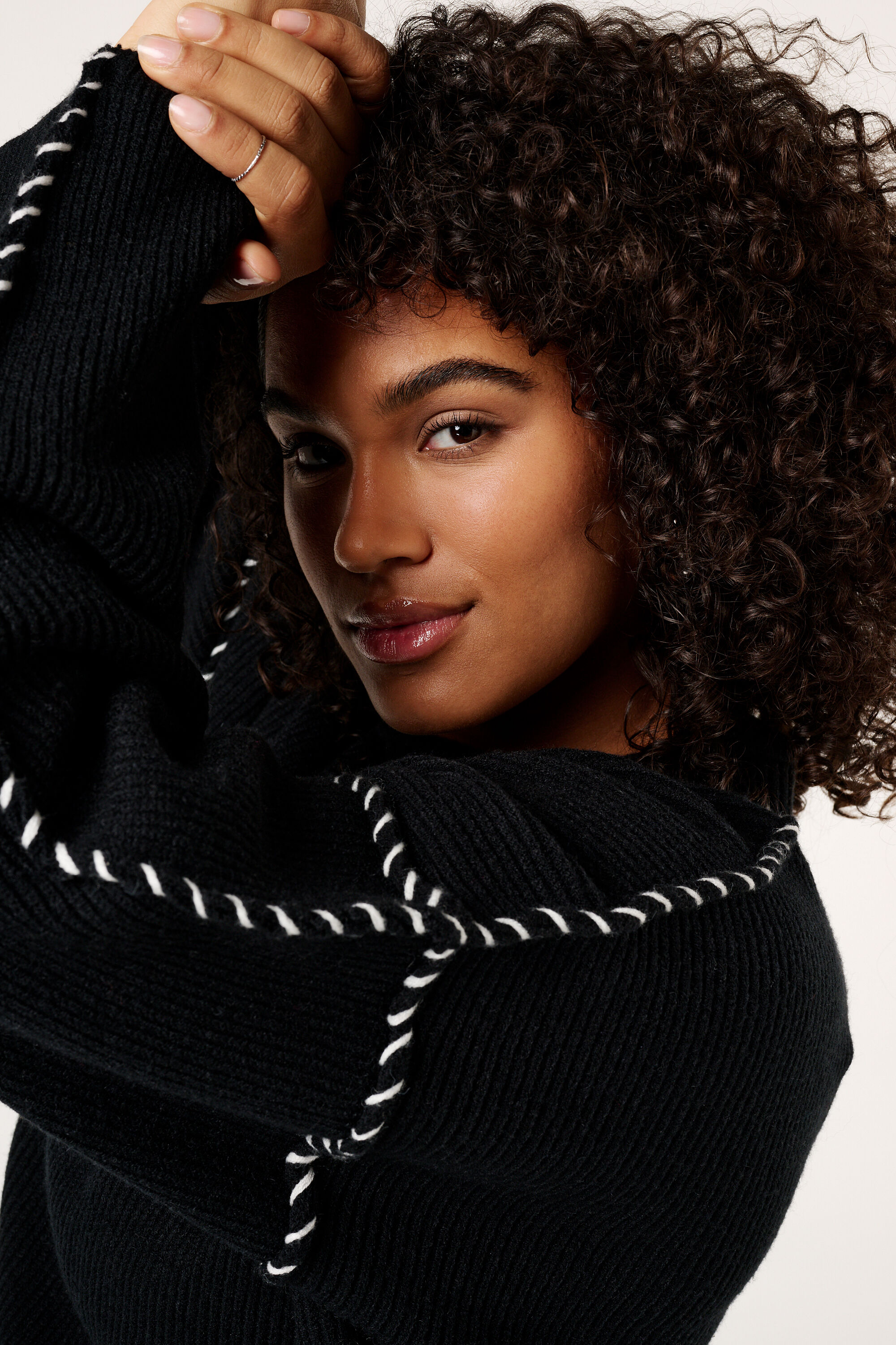 Pull avec coutures image number 4