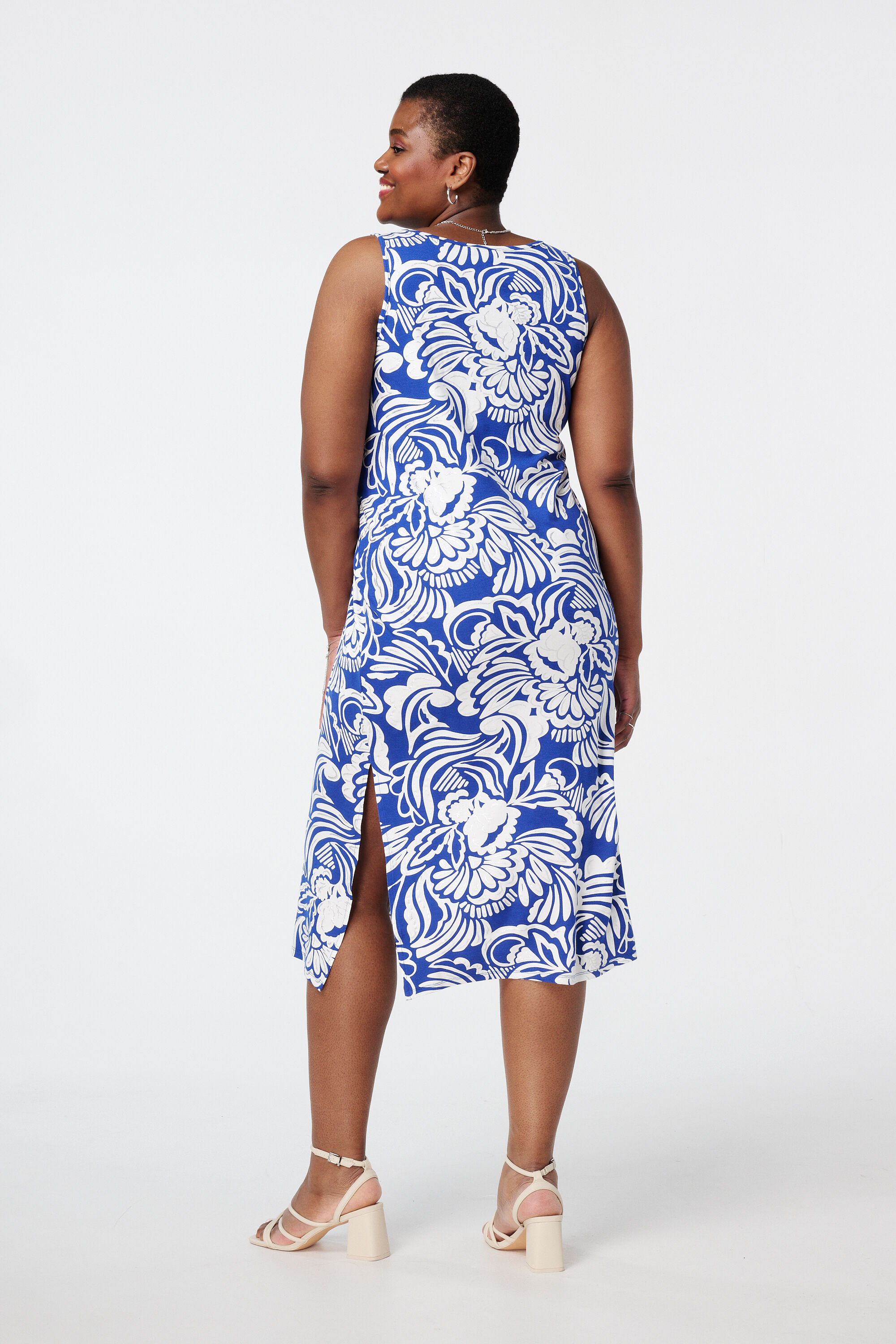 Maxi jurk met metallic details image number 3