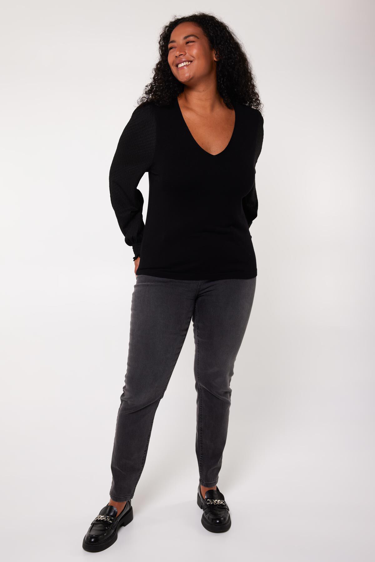 Pull en maille fine avec manches textur&eacute;es image number 5