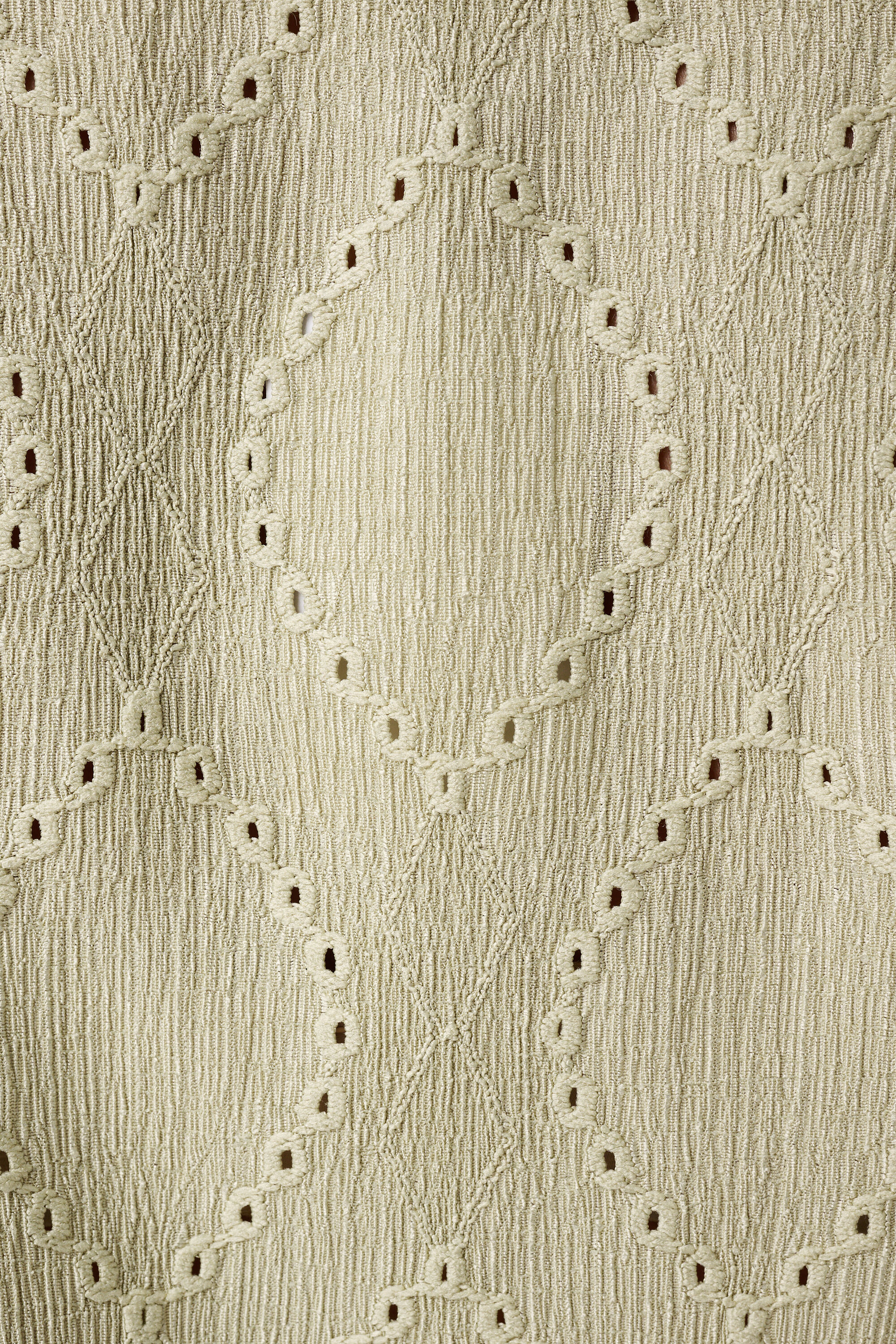 Top met broderie-look image number 4