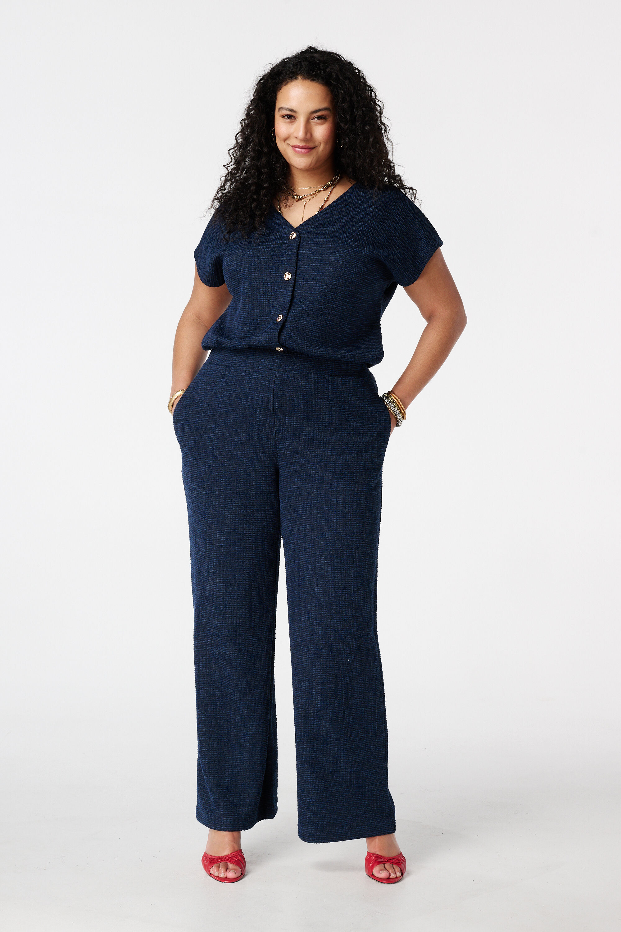 Top en boucl&eacute; image number 5