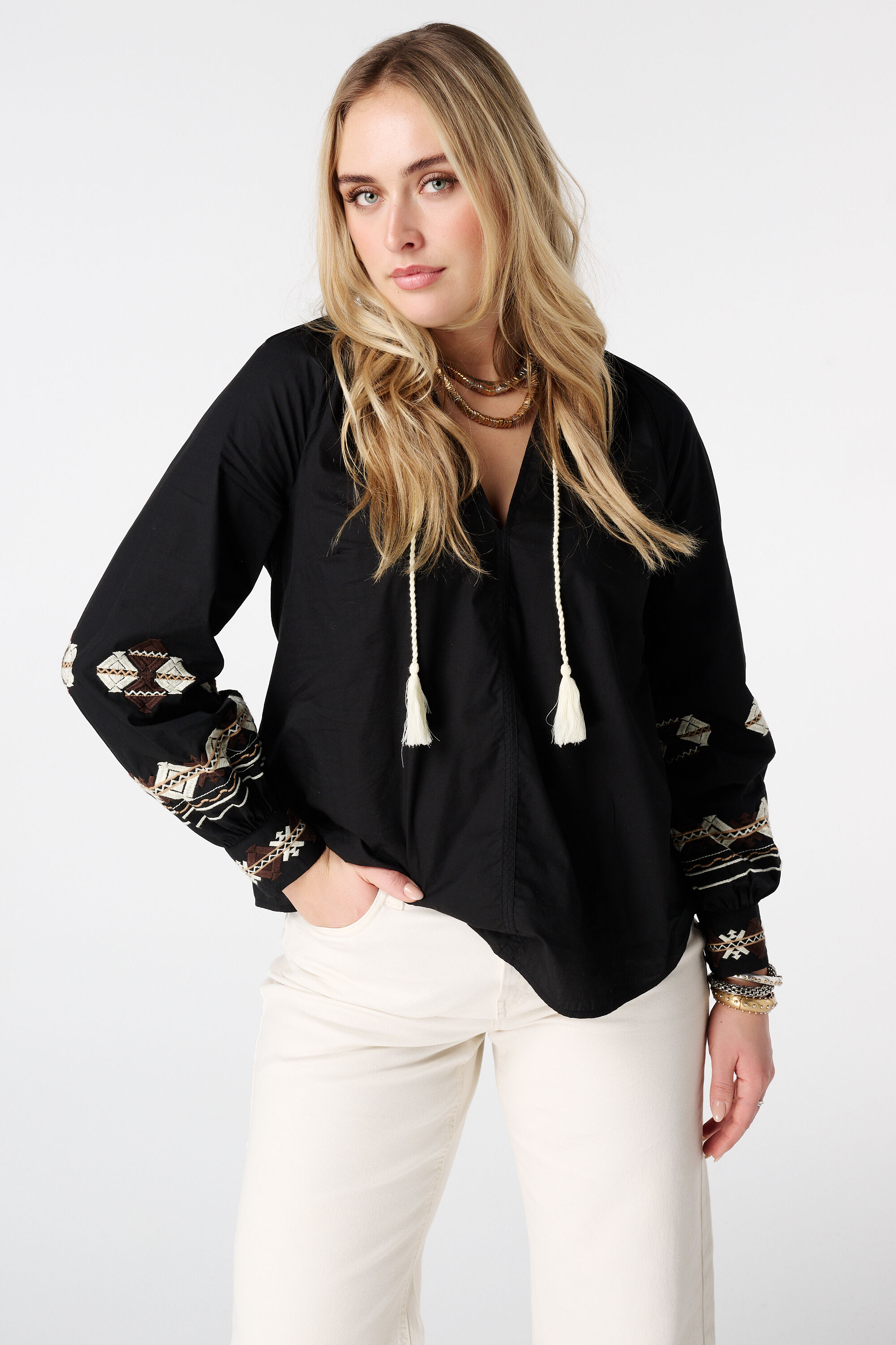 Blouse met broderie