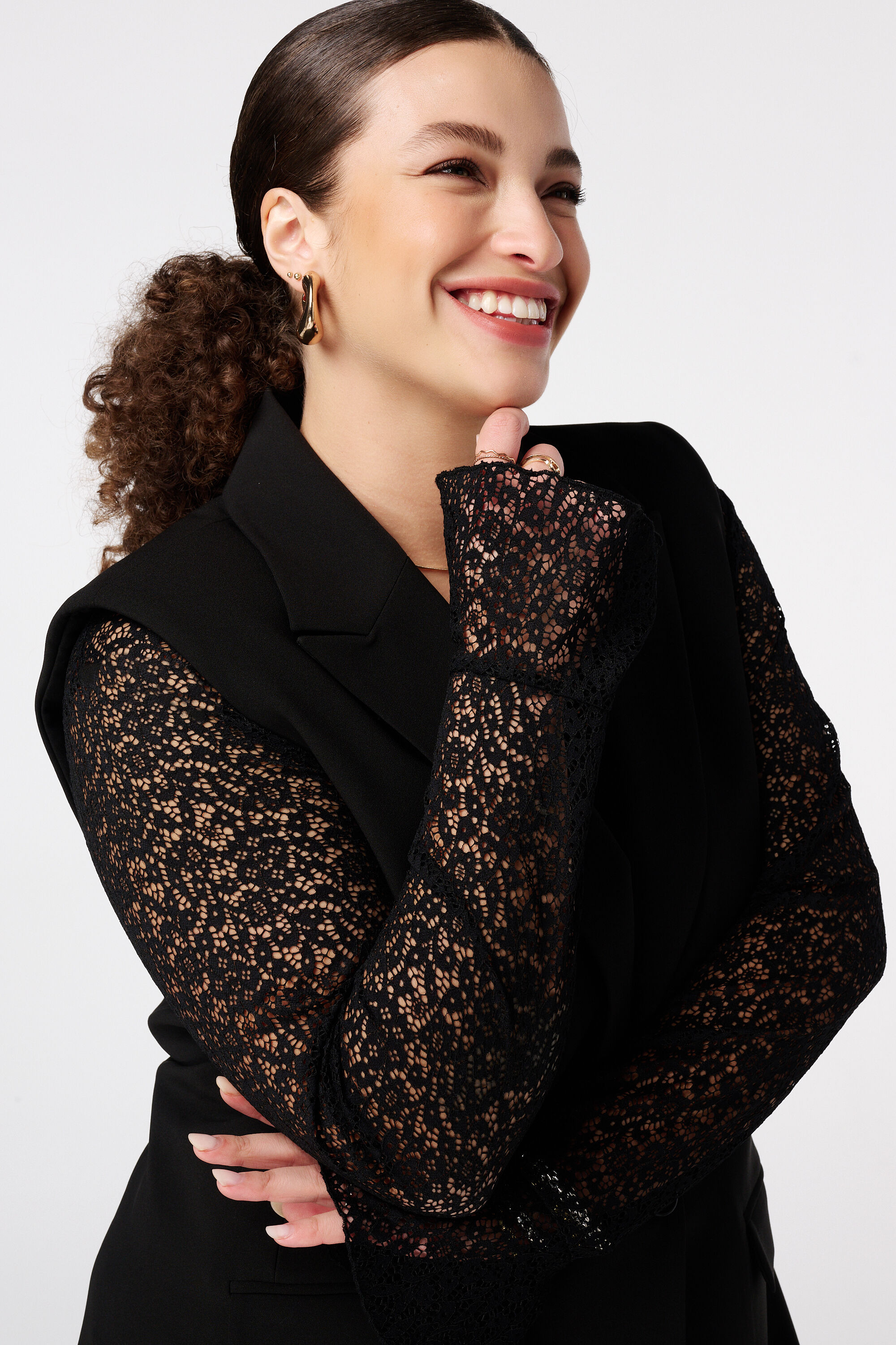 Gilet sans manches &agrave; boutons image number 4