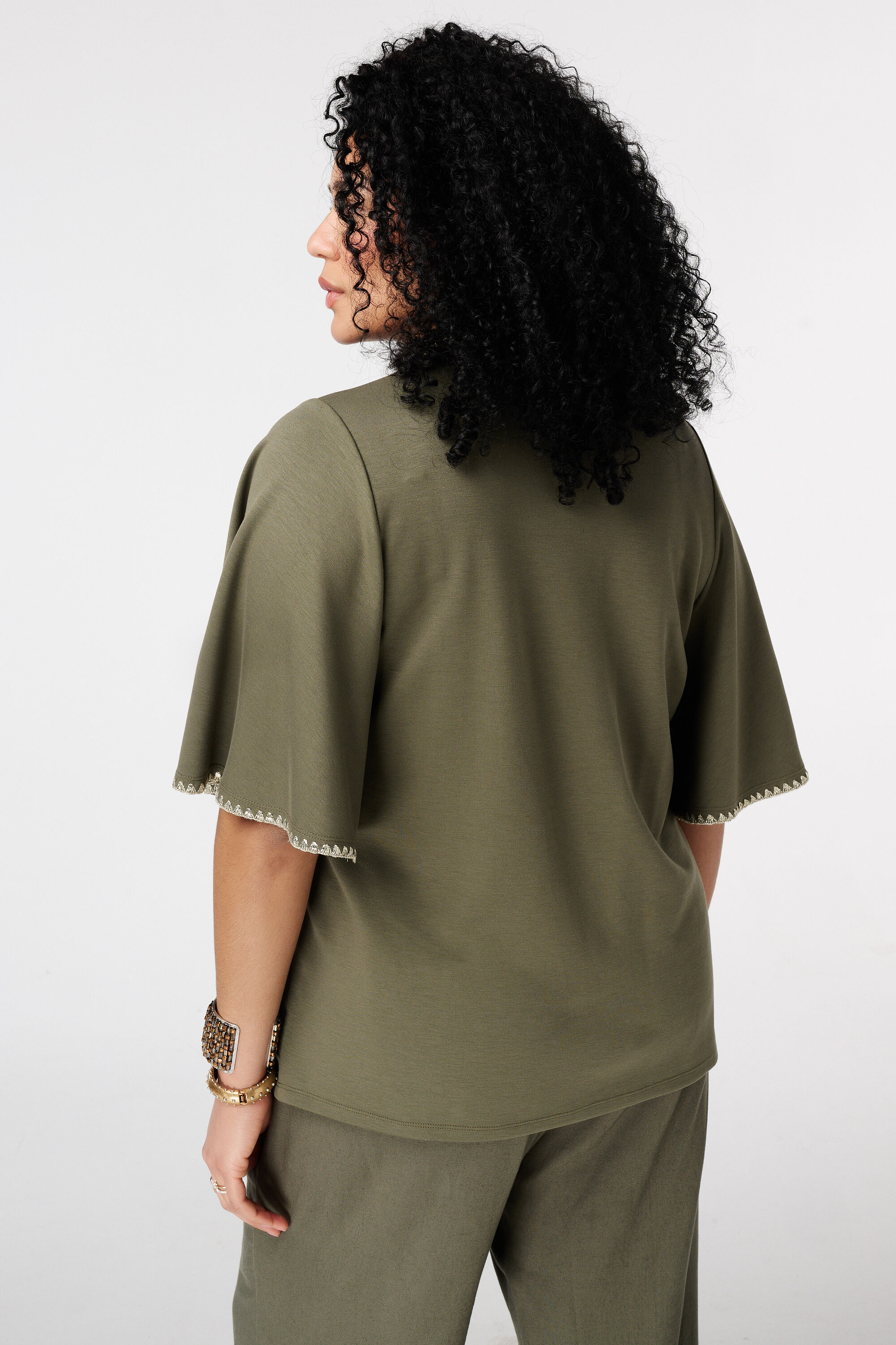 T-shirt met vlindermouwen image number 3