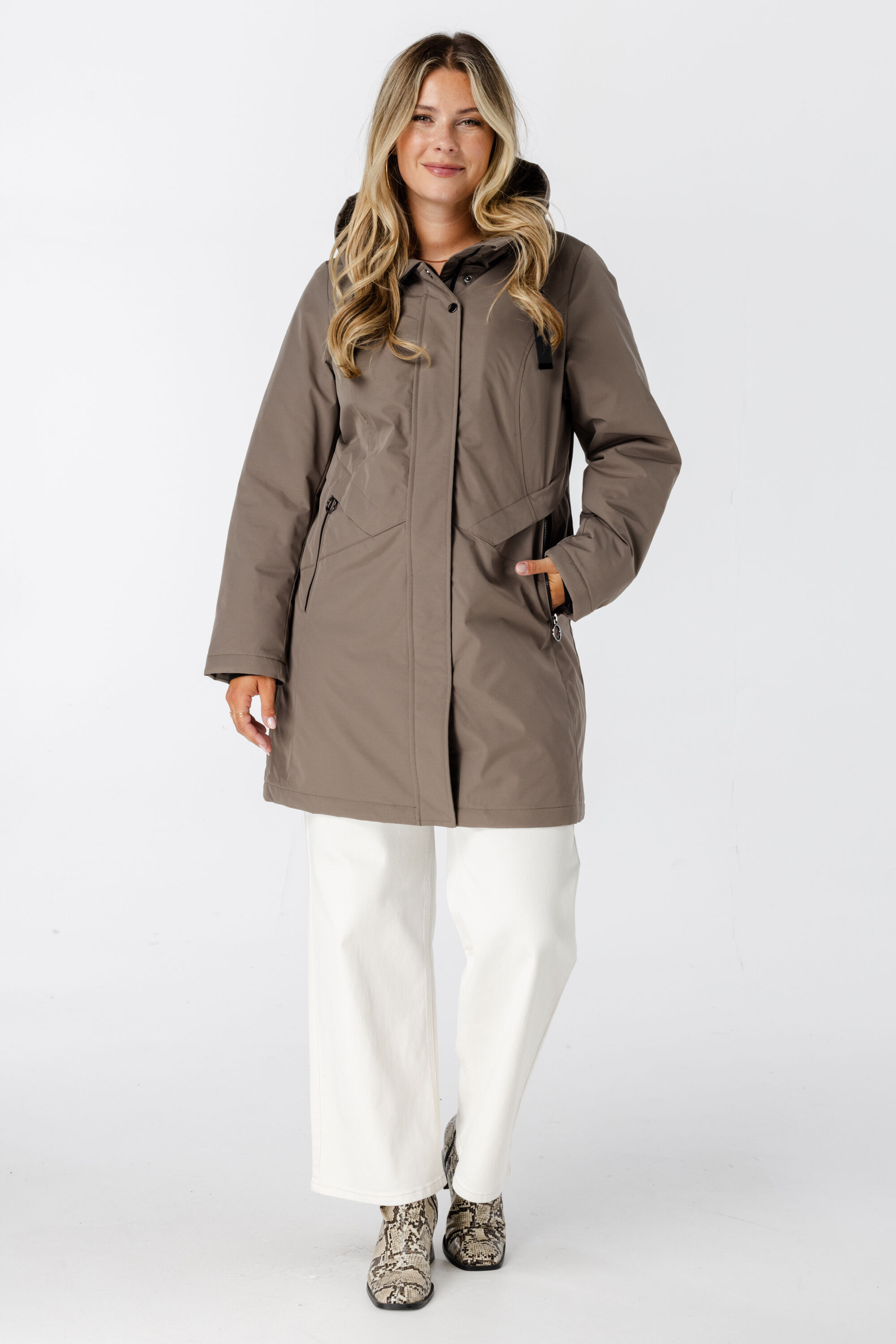 Veste imperm&eacute;able avec capuche image number 5