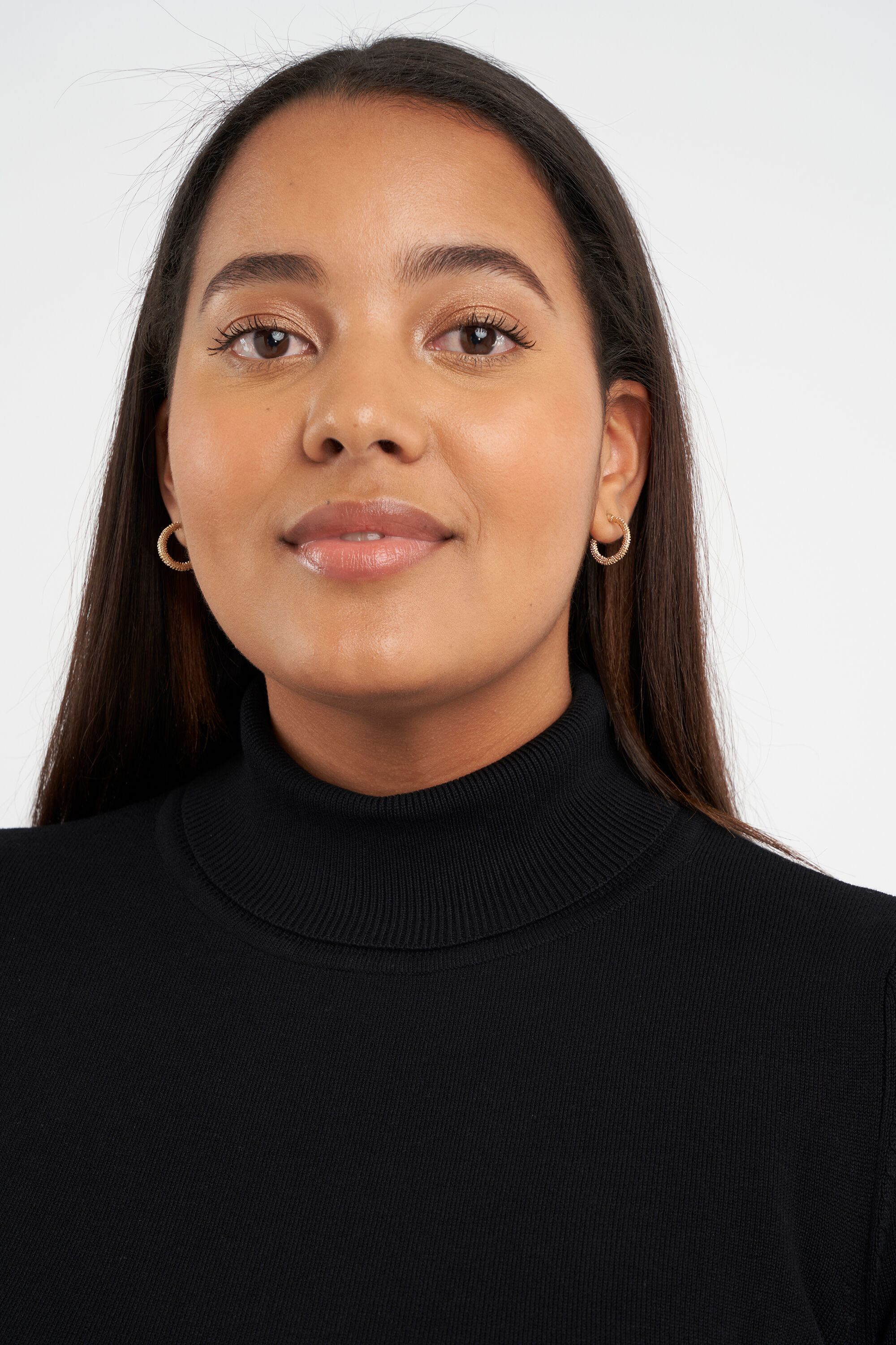 Pull en maille fine &agrave; col roul&eacute; image number 4