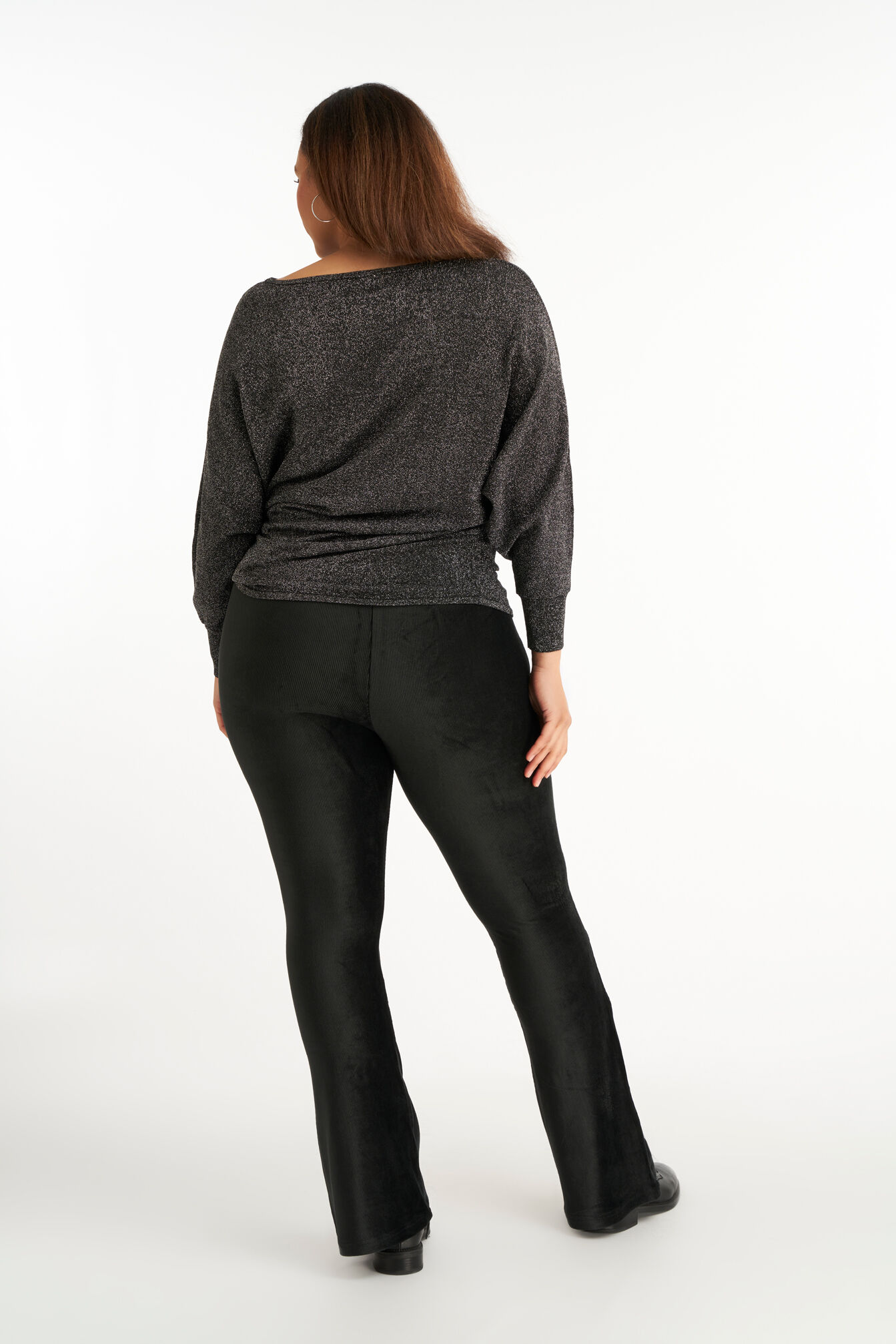 Flared legging image number 3