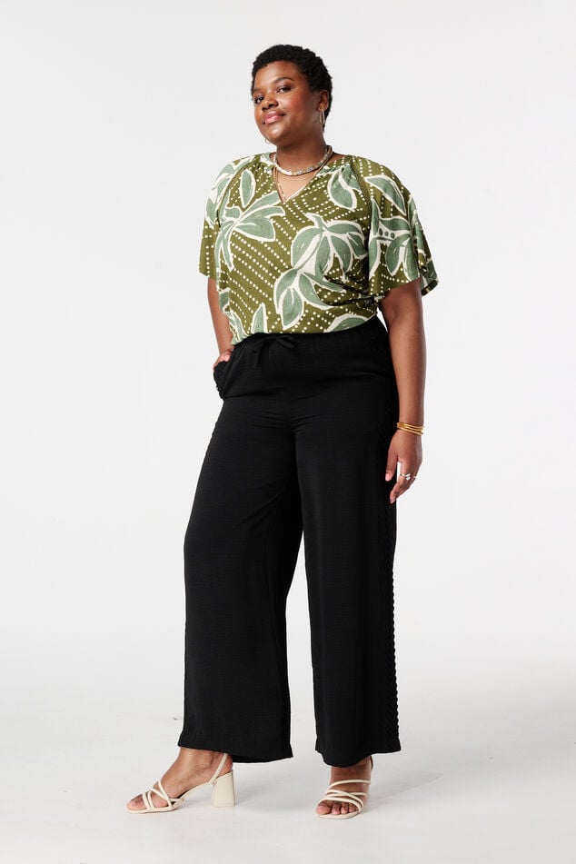 Friends Like These REGULAR FIT - SHIRRED TIE WAIST WIDE LEG TROUSERS Friends Like These REGULAR FIT - SHIRRED TIE WAIST WIDE LEG TROUSERS