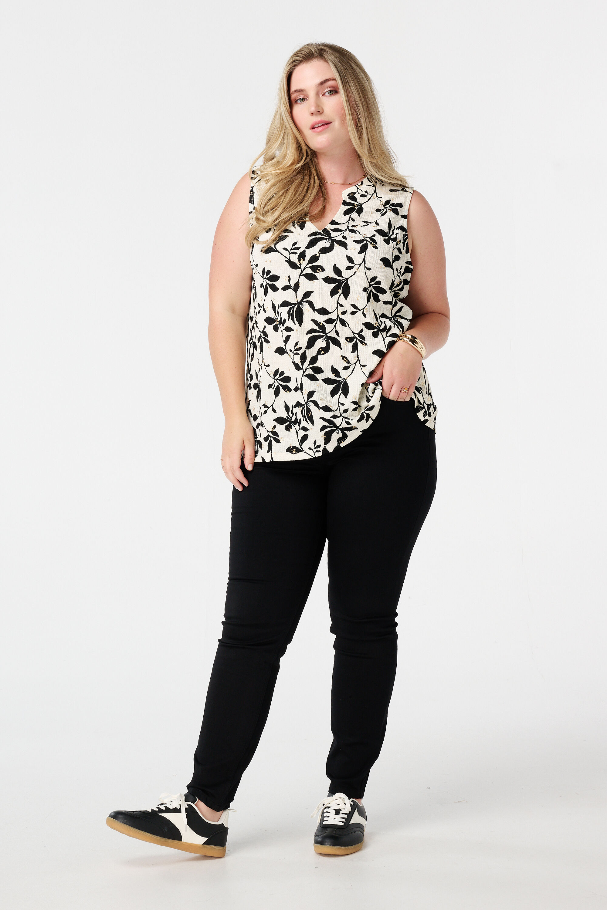 Mouwloze top met print image number 5