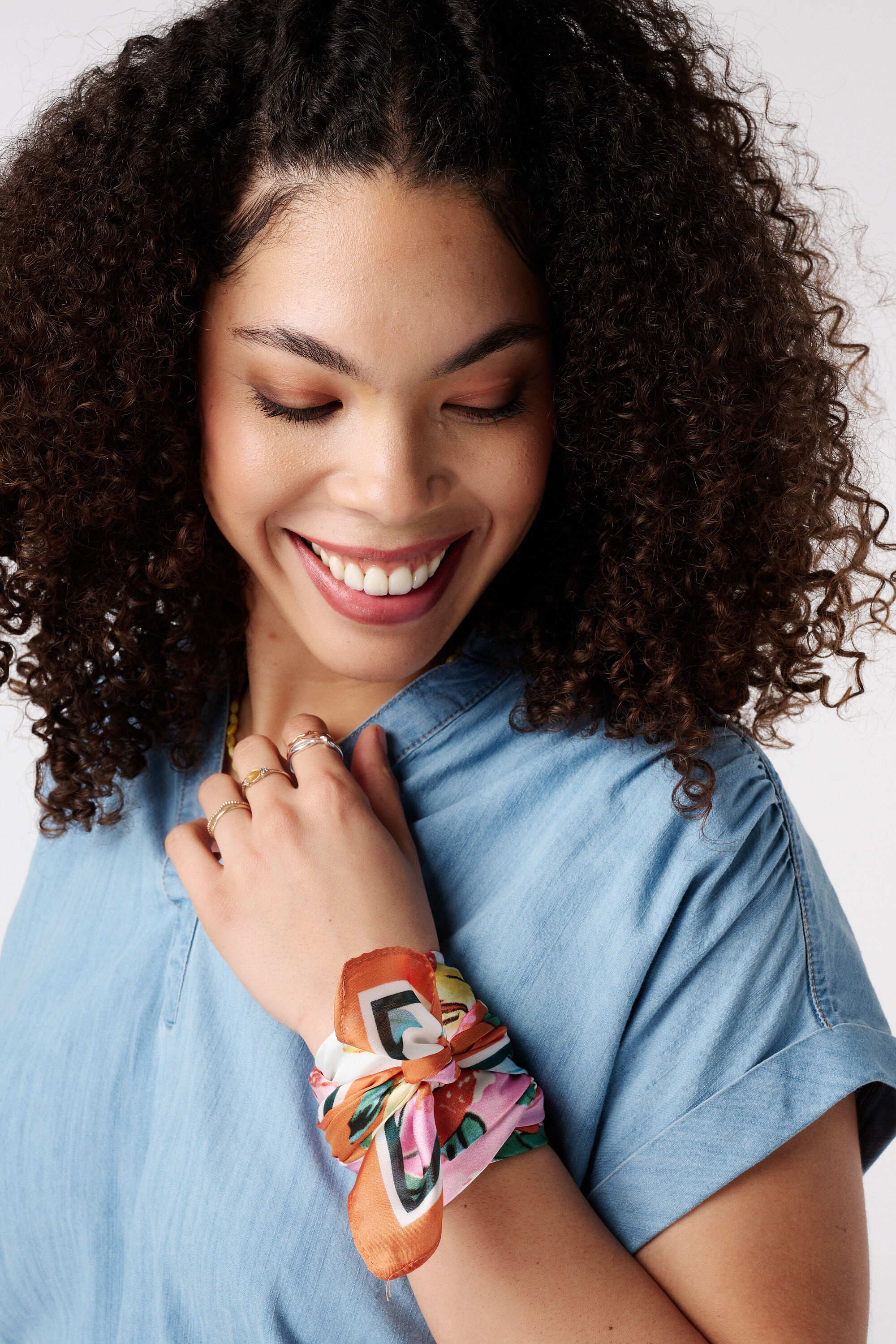 Sjaal met zomerse print image number 2