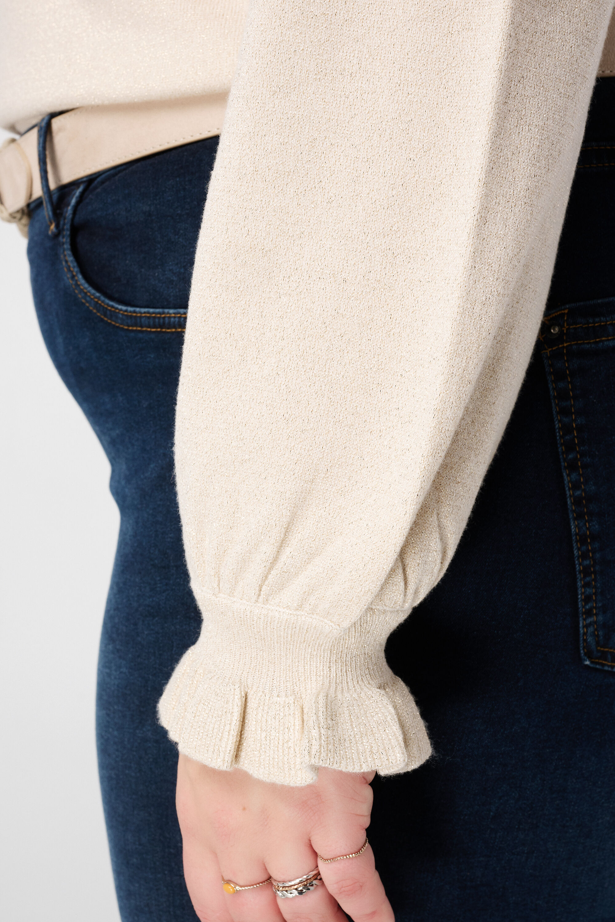 Lurex trui met ruffle mouw image number 6