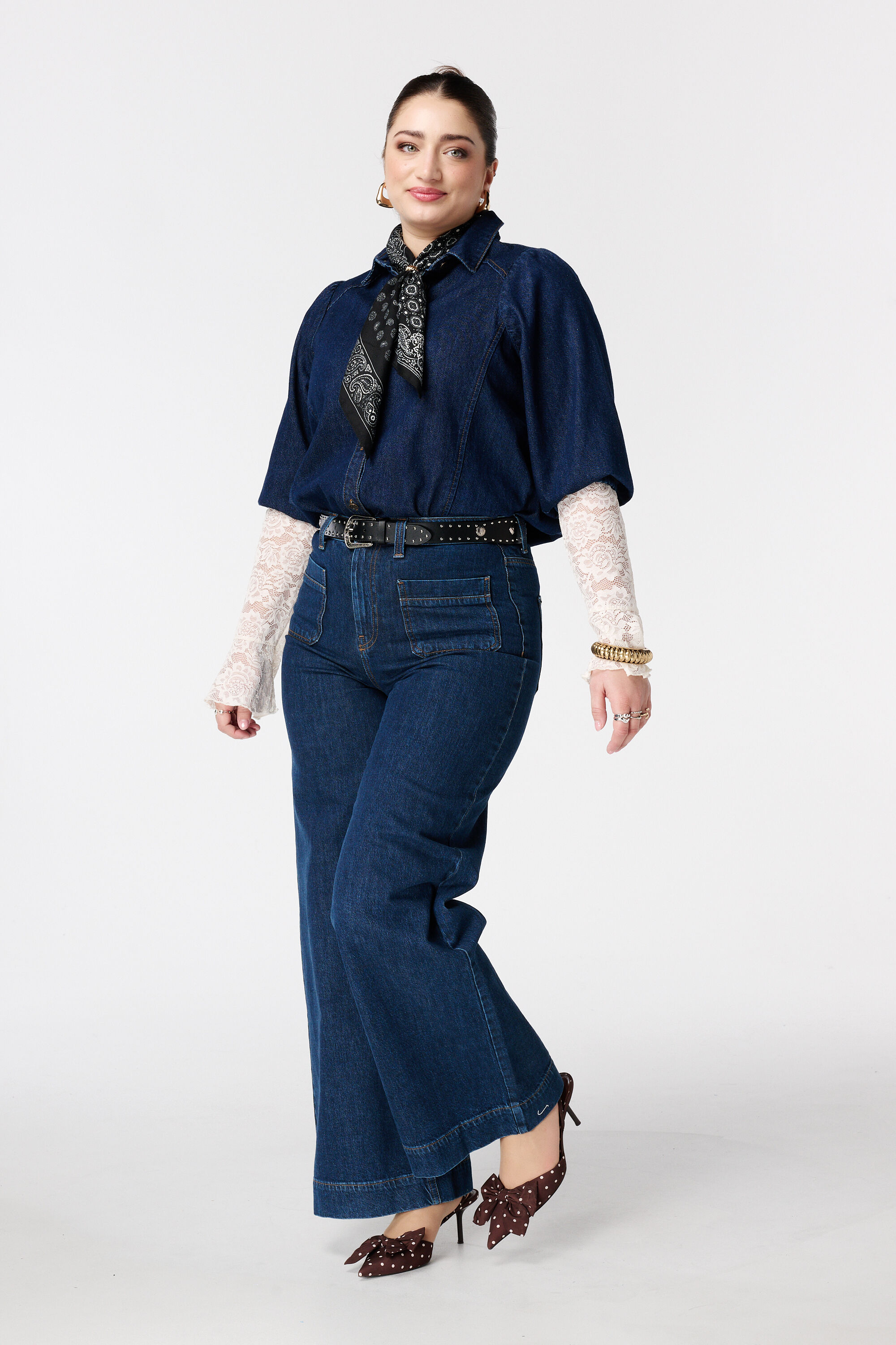 Denim blouse met pofmouwen image number 5