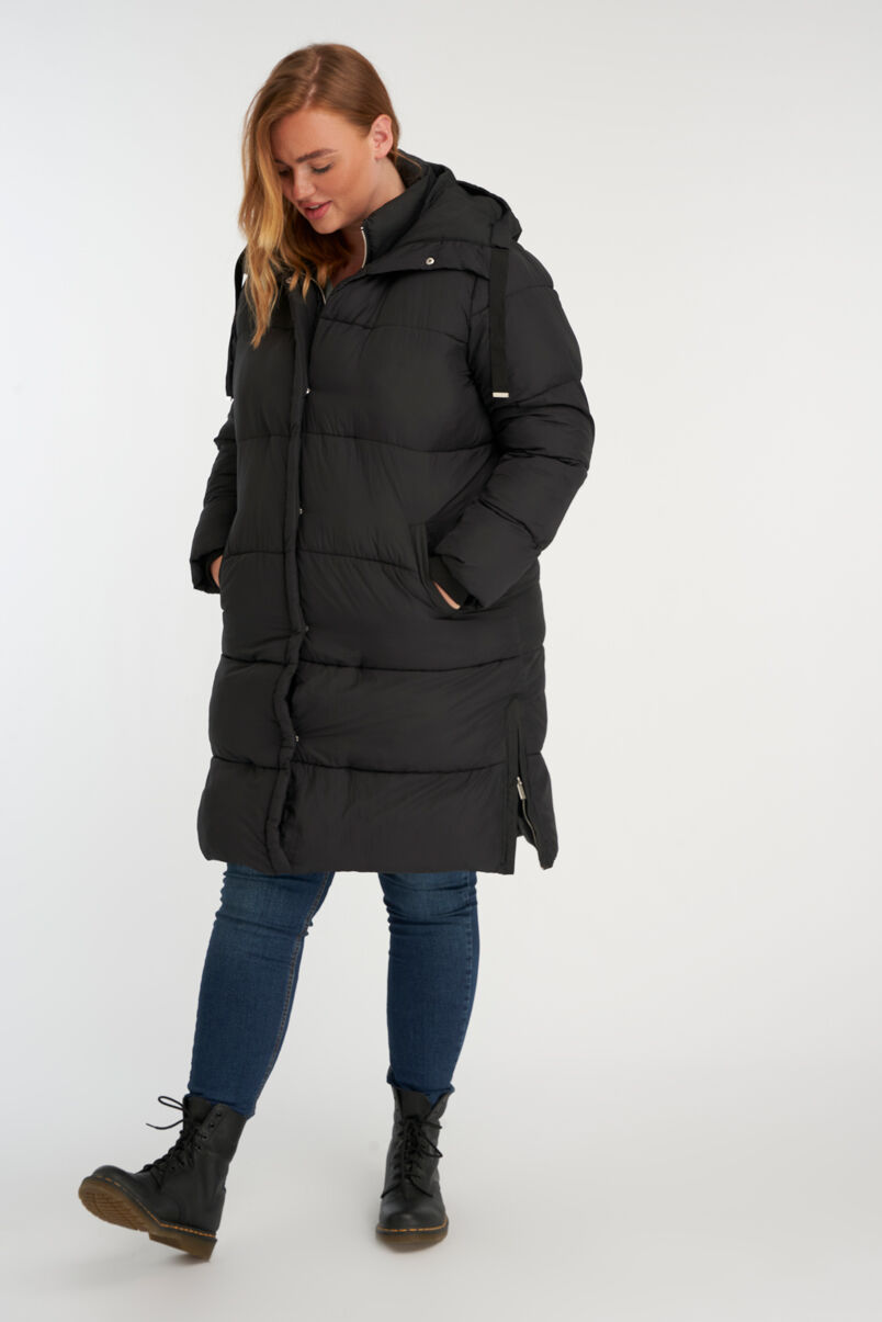 Long manteau matelass&eacute; &agrave; capuche image number 5