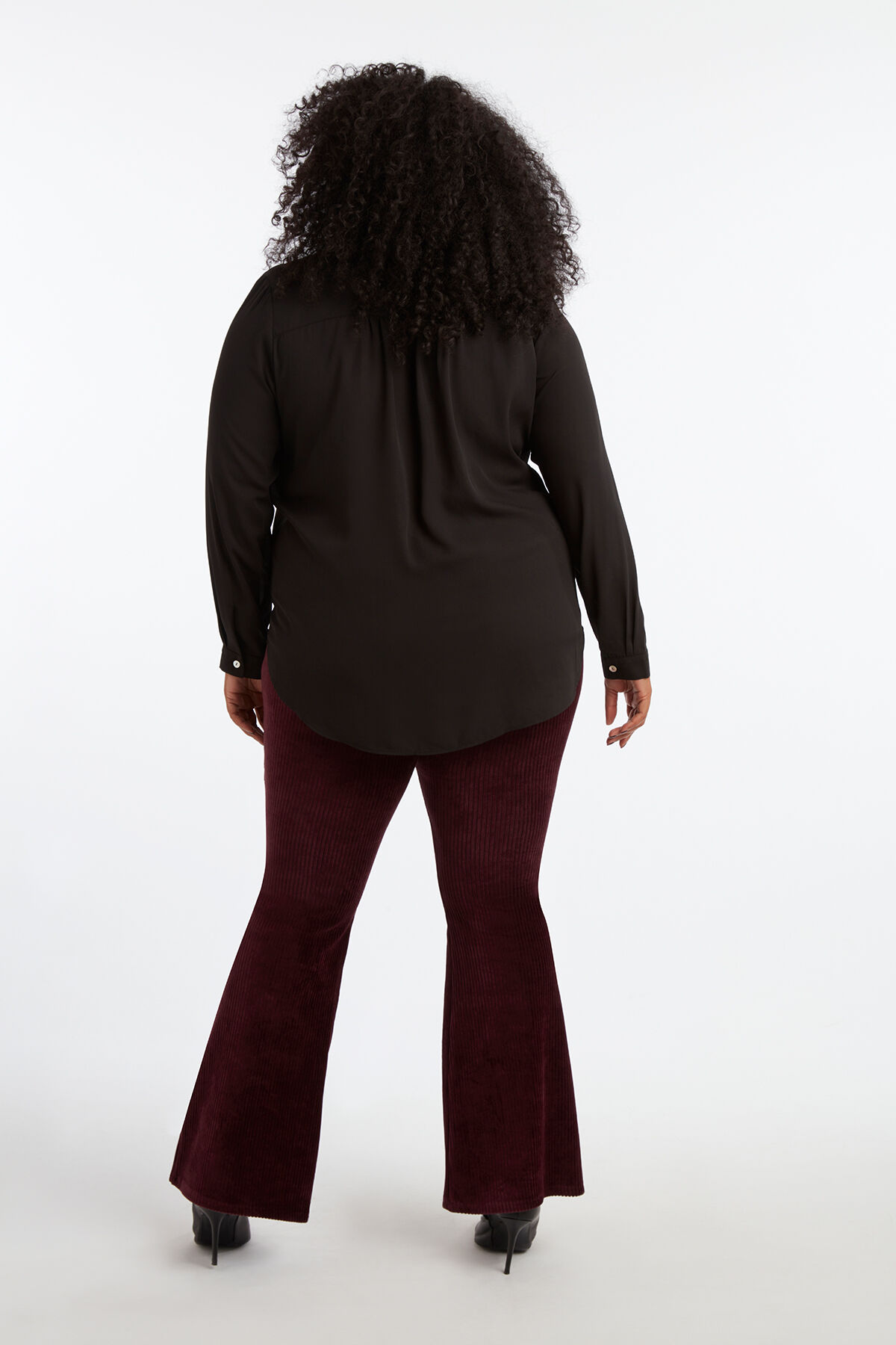 Flared legging image number 3