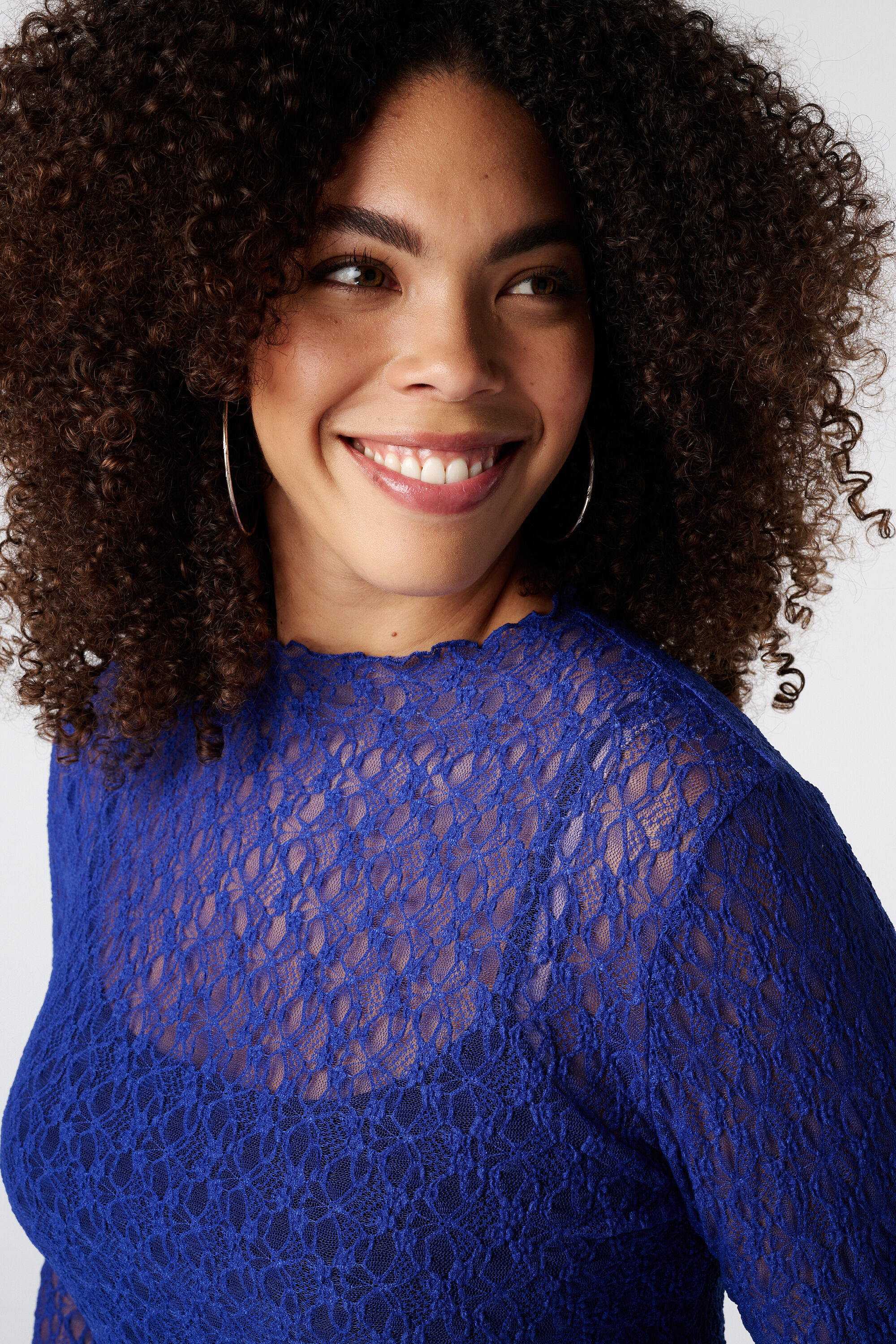 Top en dentelle image number 4