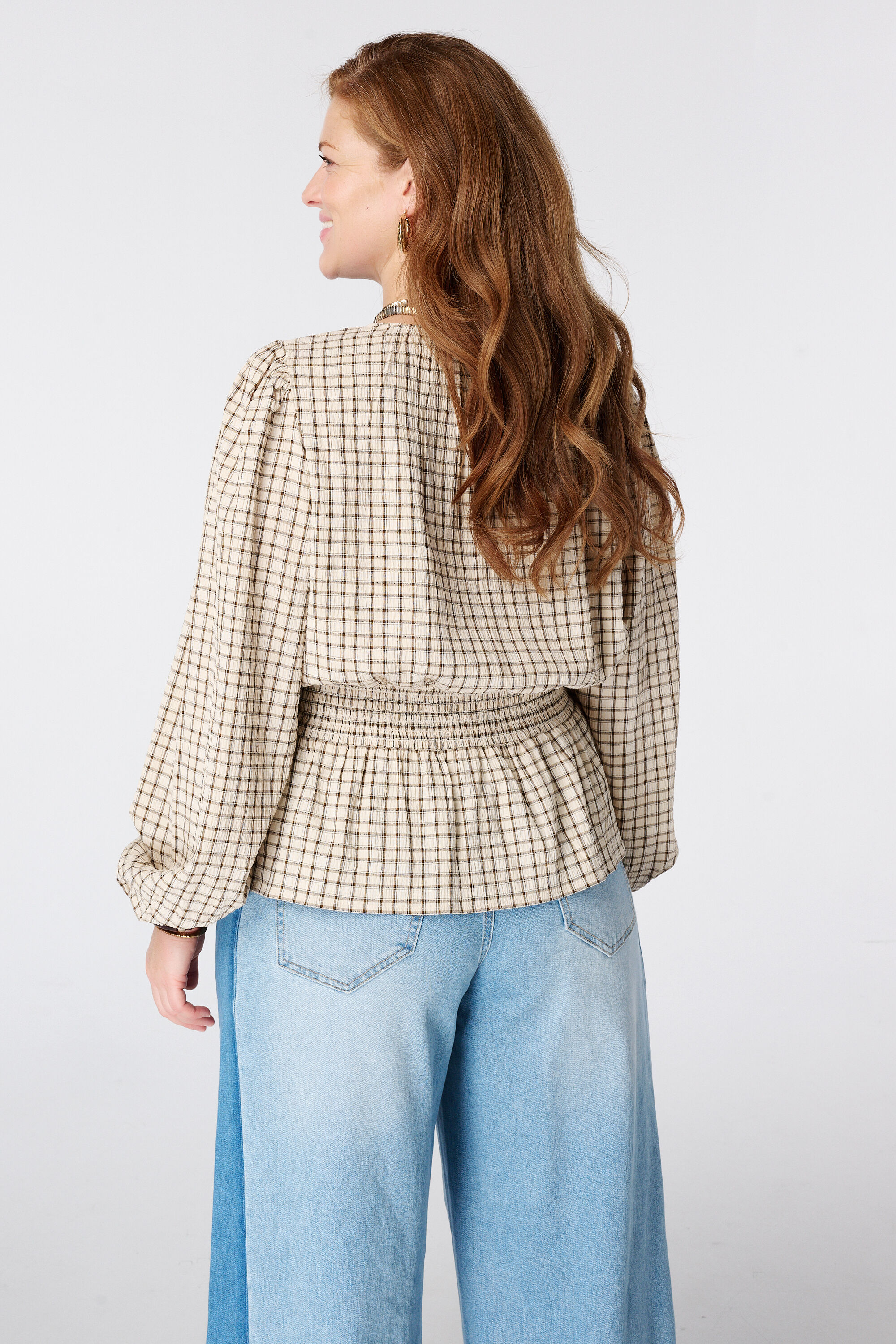 Blouse &agrave; carreaux image number 3