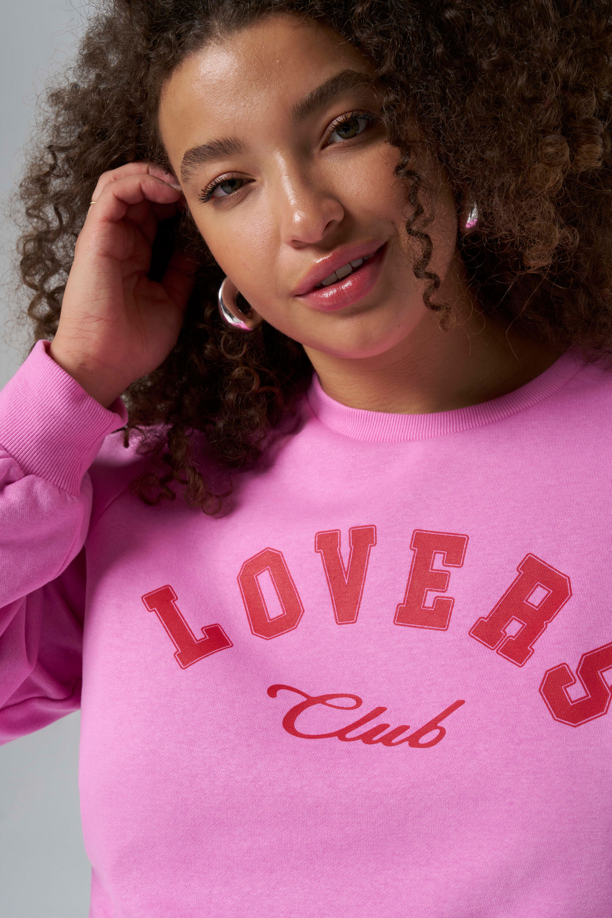 Pull avec inscription image number 4