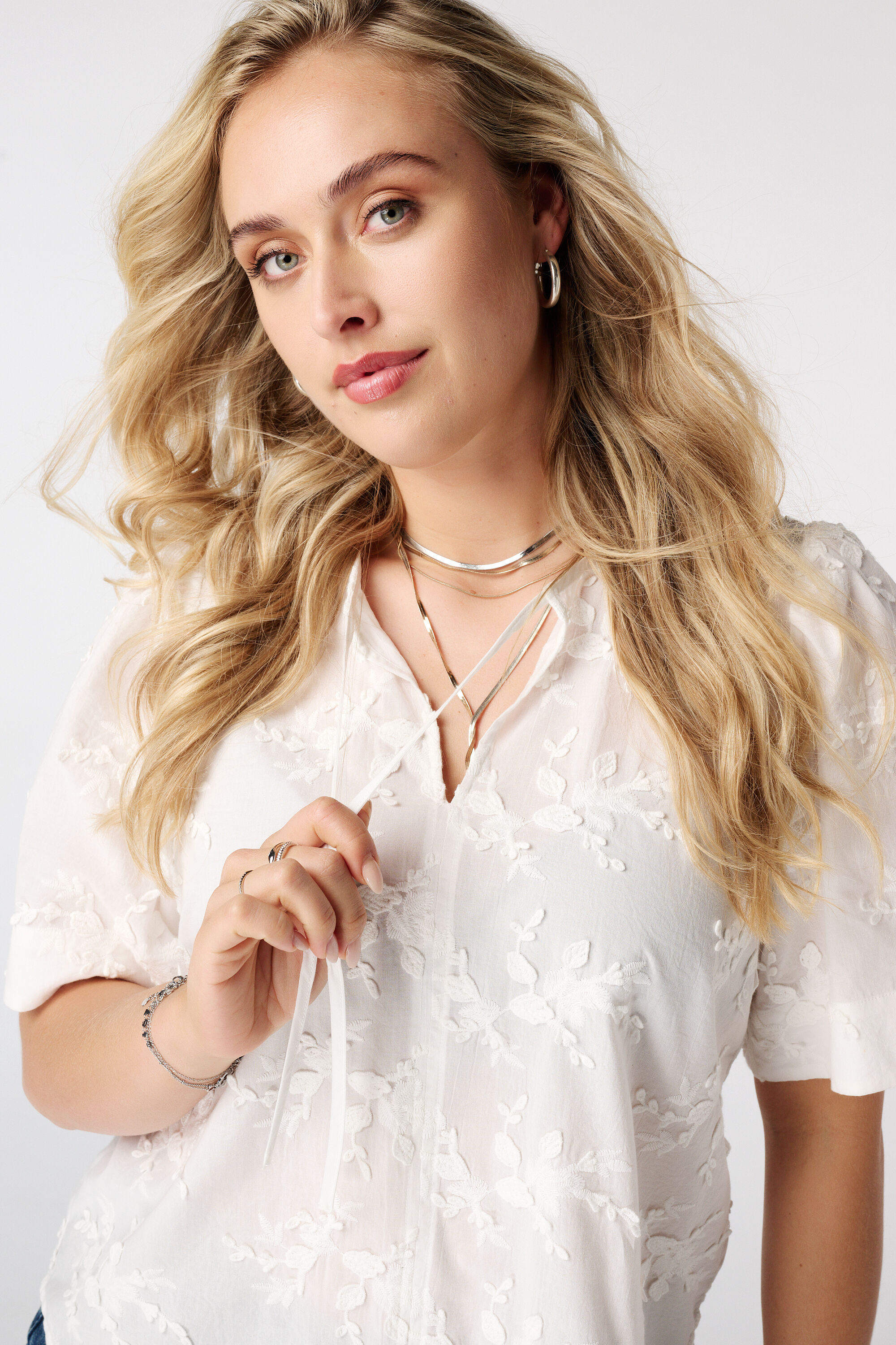 Katoenen blouse met borduursel image number 4