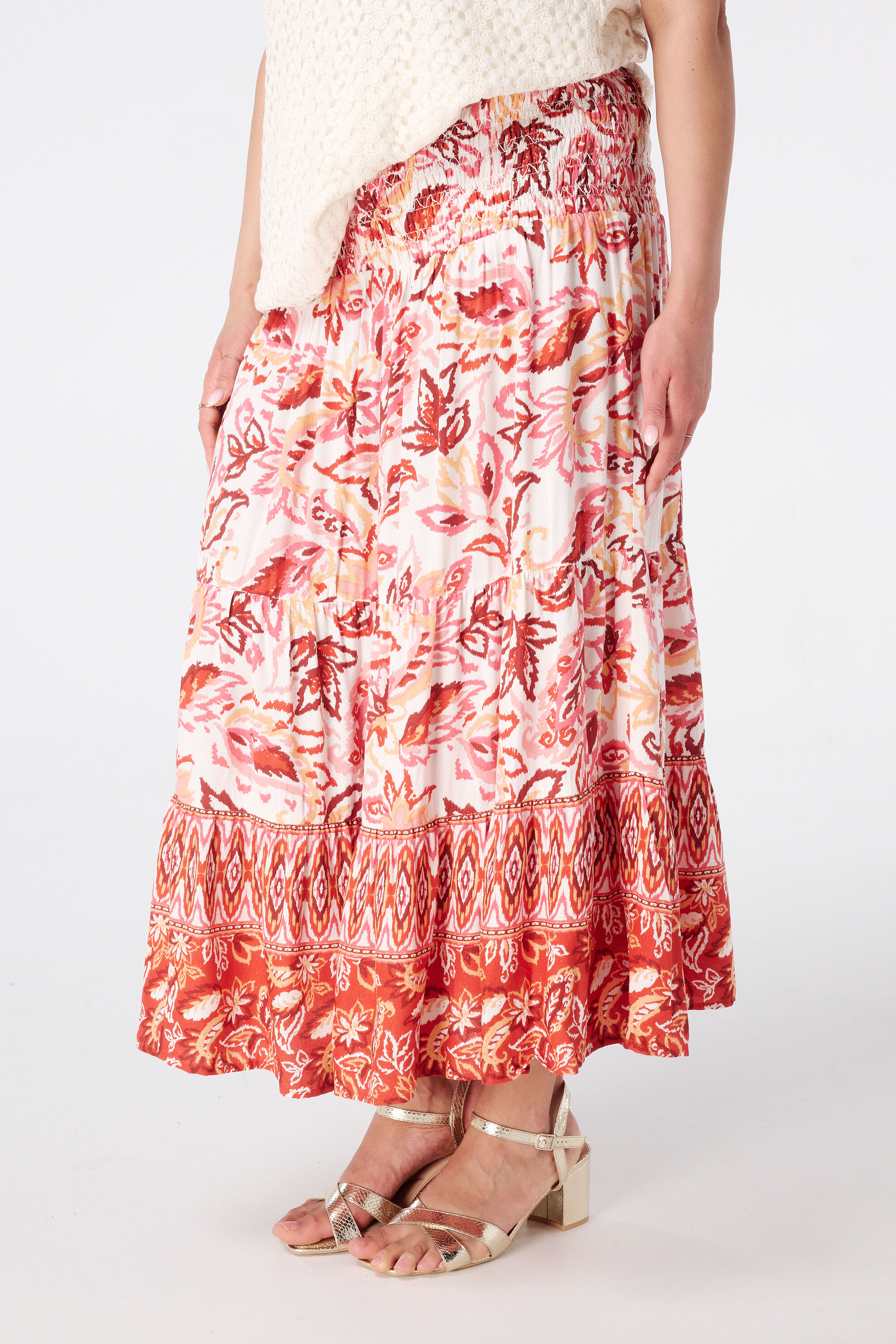 Jupe avec taille &agrave; effet smock&eacute; image number 5