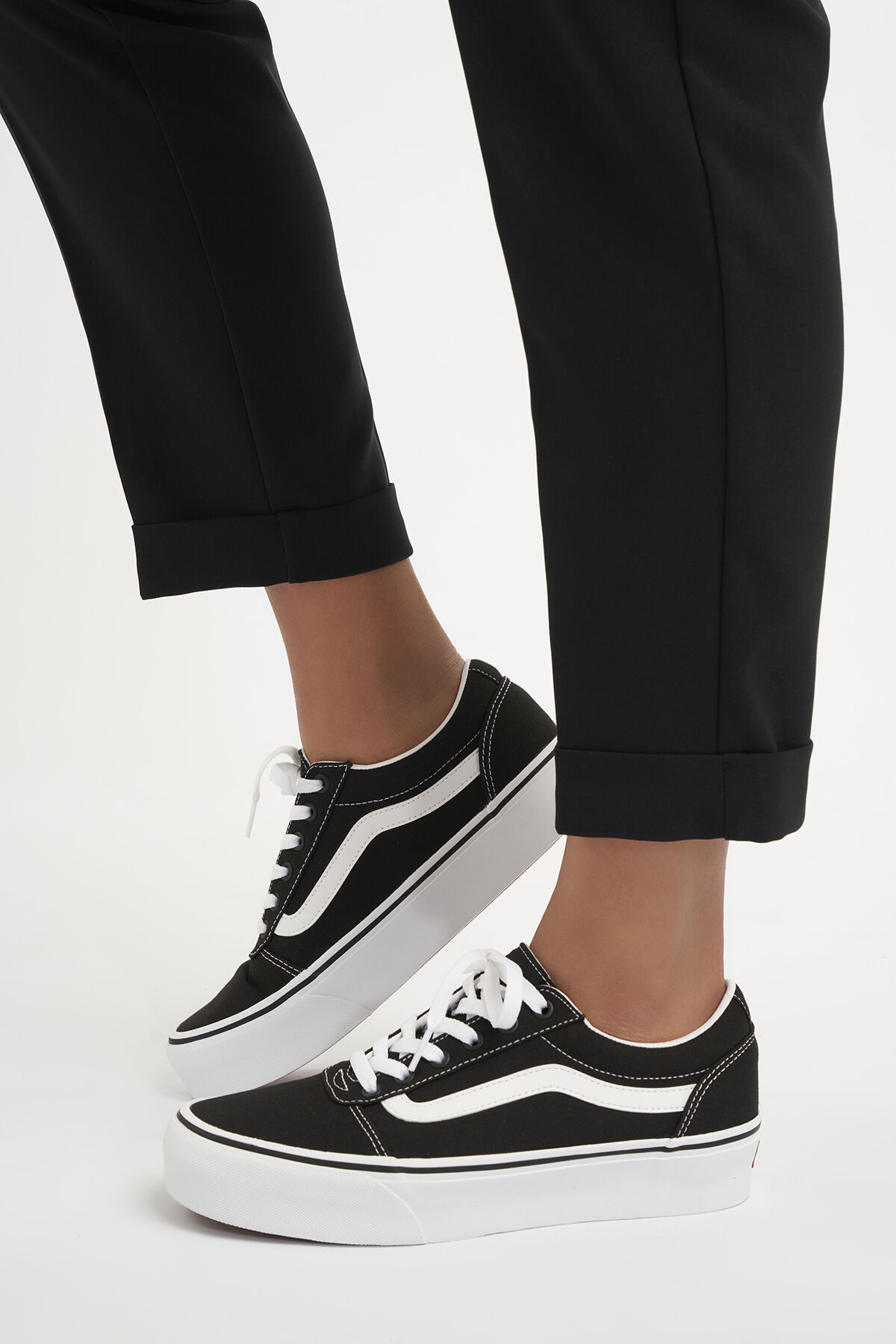 Pantalon court image number 5