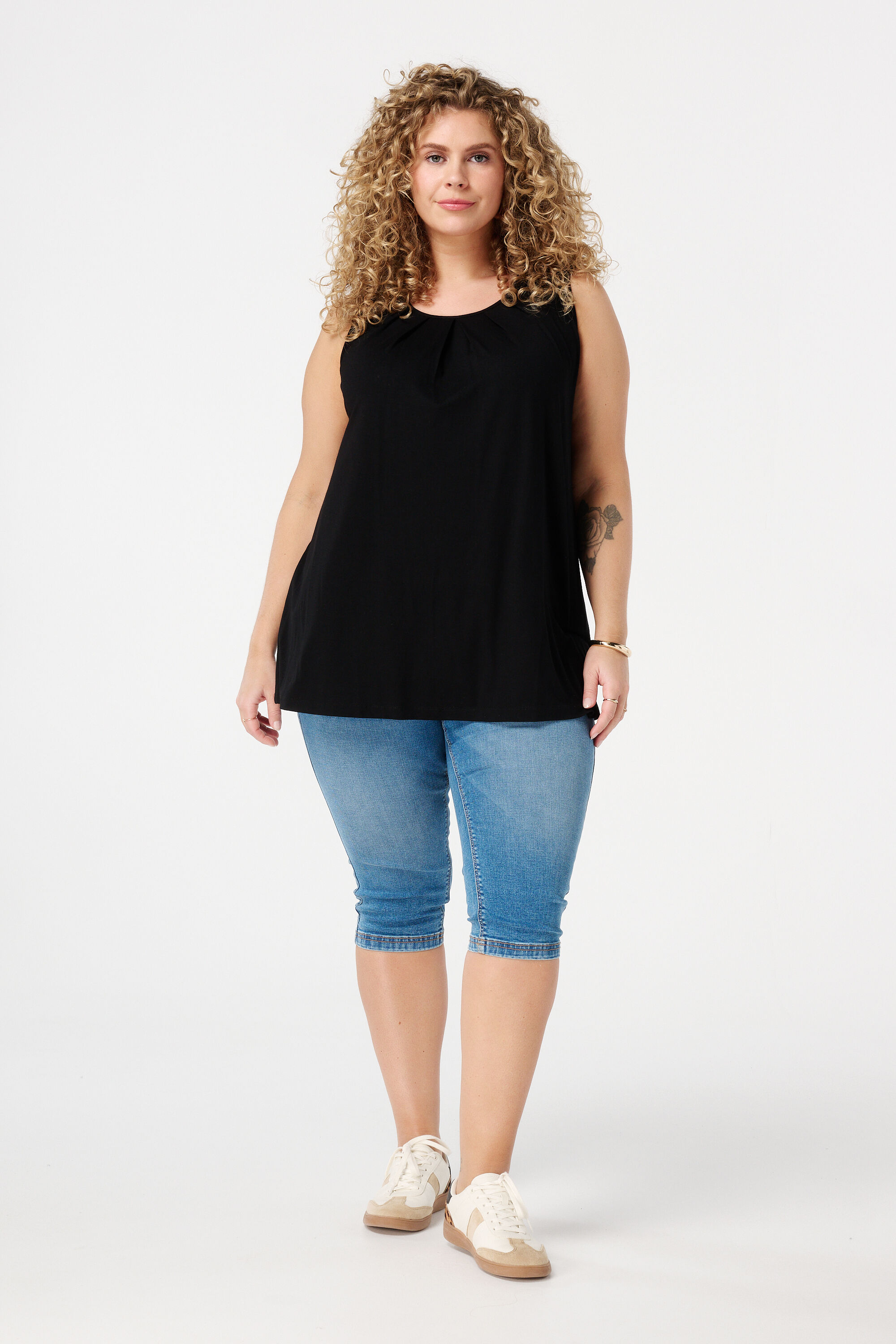 Mouwloze top met plooien image number 5