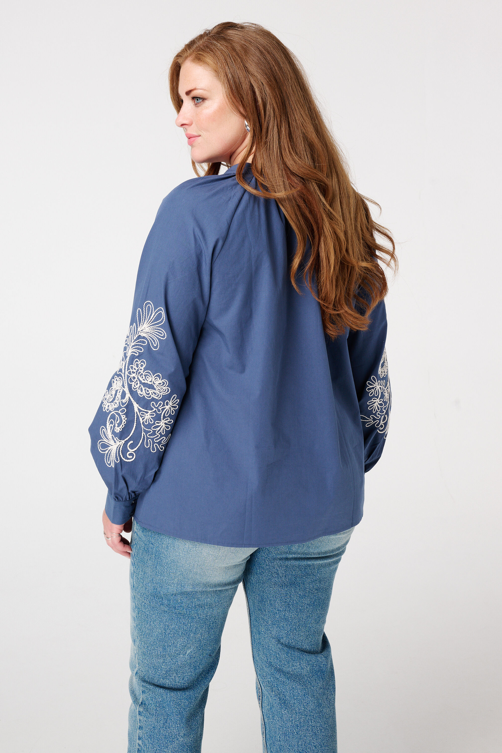 Blouse met borduursel image number 3